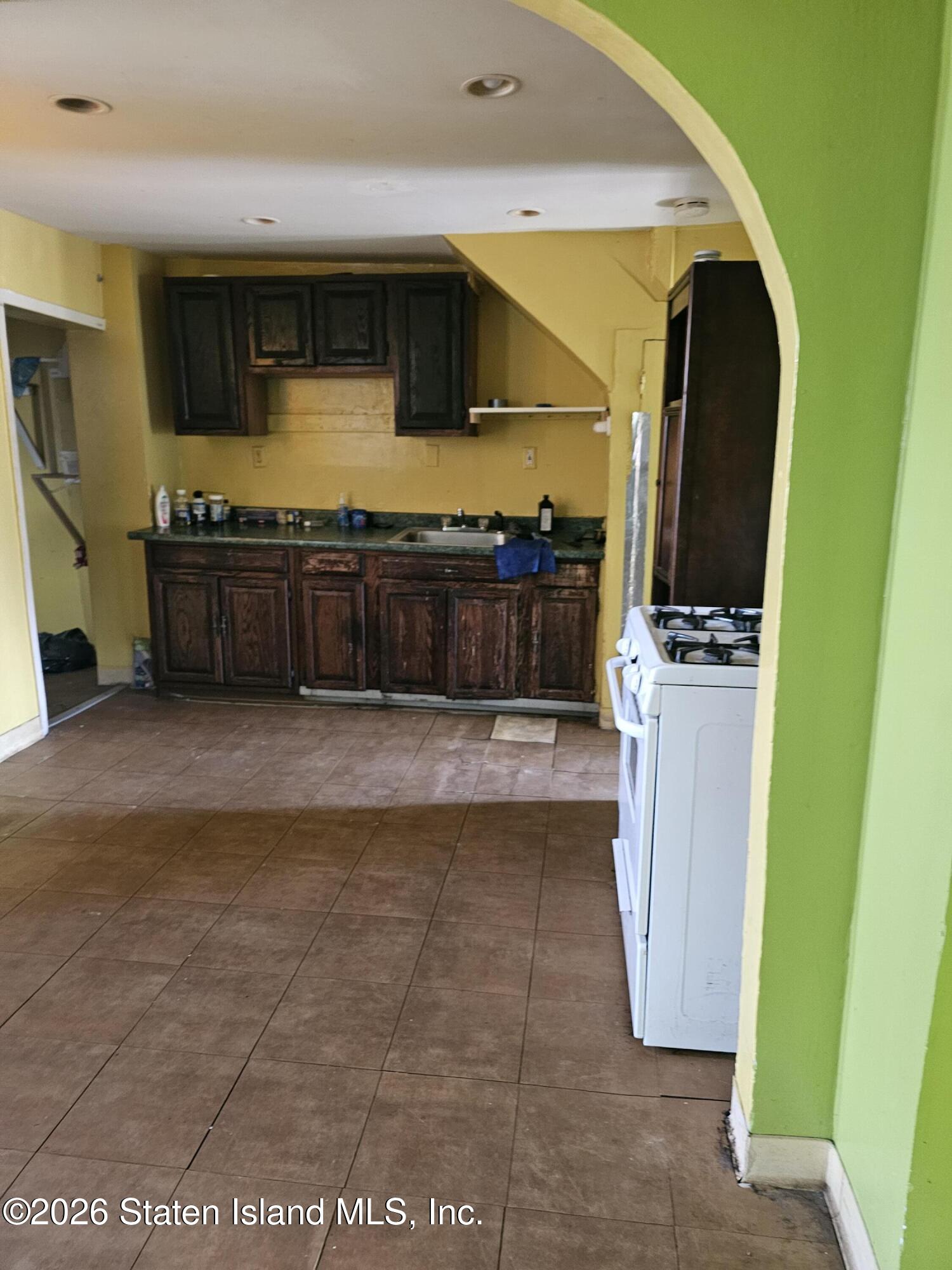 721-723 Henderson Avenue, Staten Island, NY, 10310 image 8