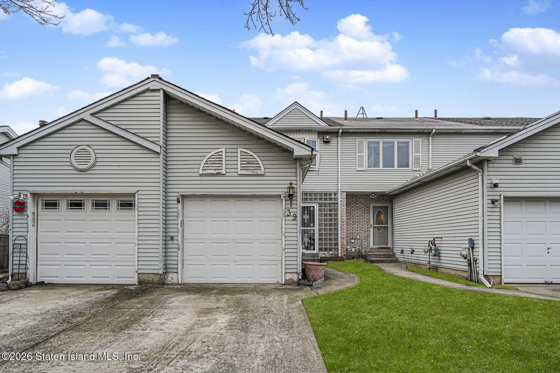 39 Slayton Avenue Image 1
