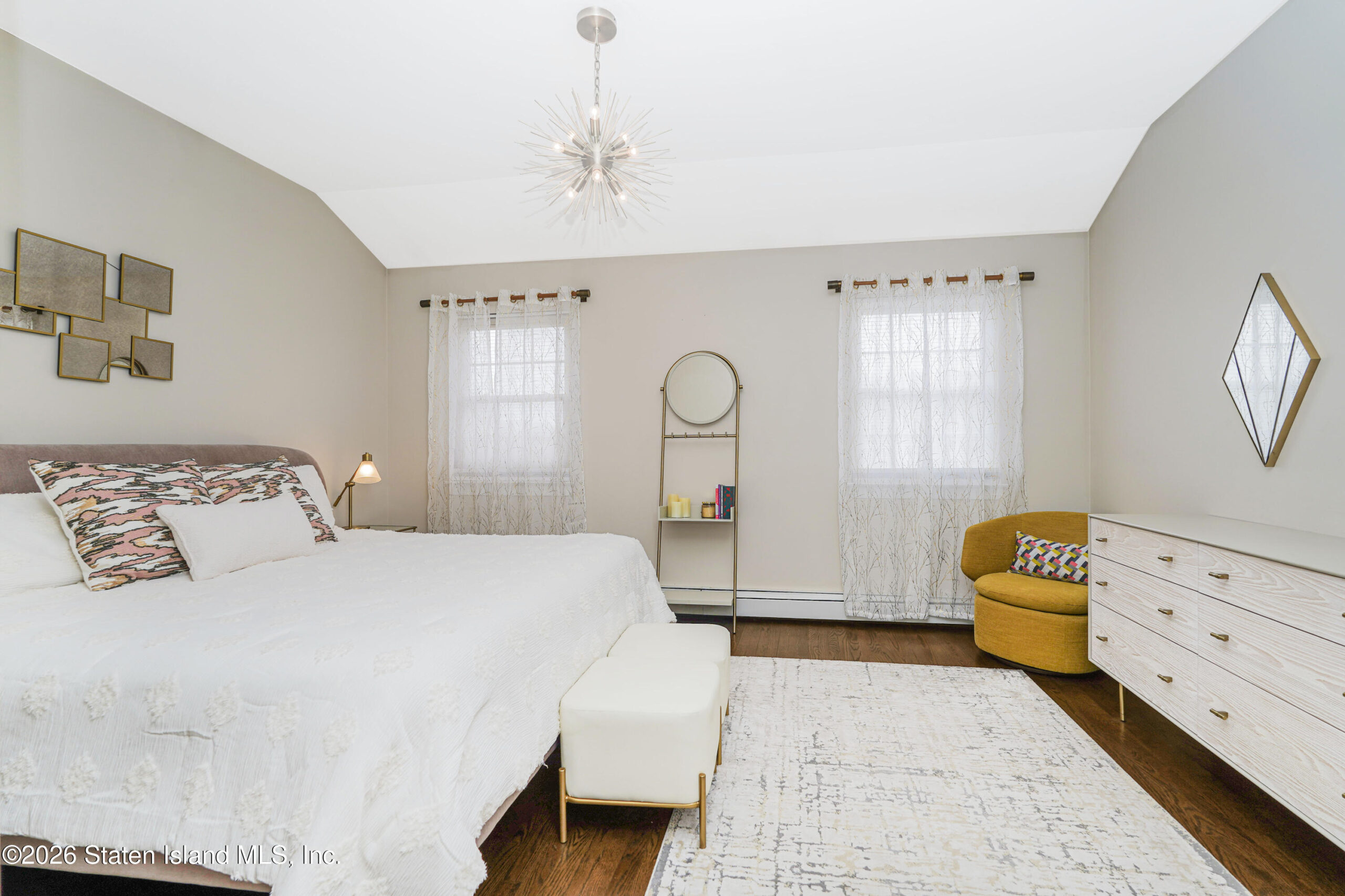 196 Presentation Circle, Staten Island, NY, 10312 image 16