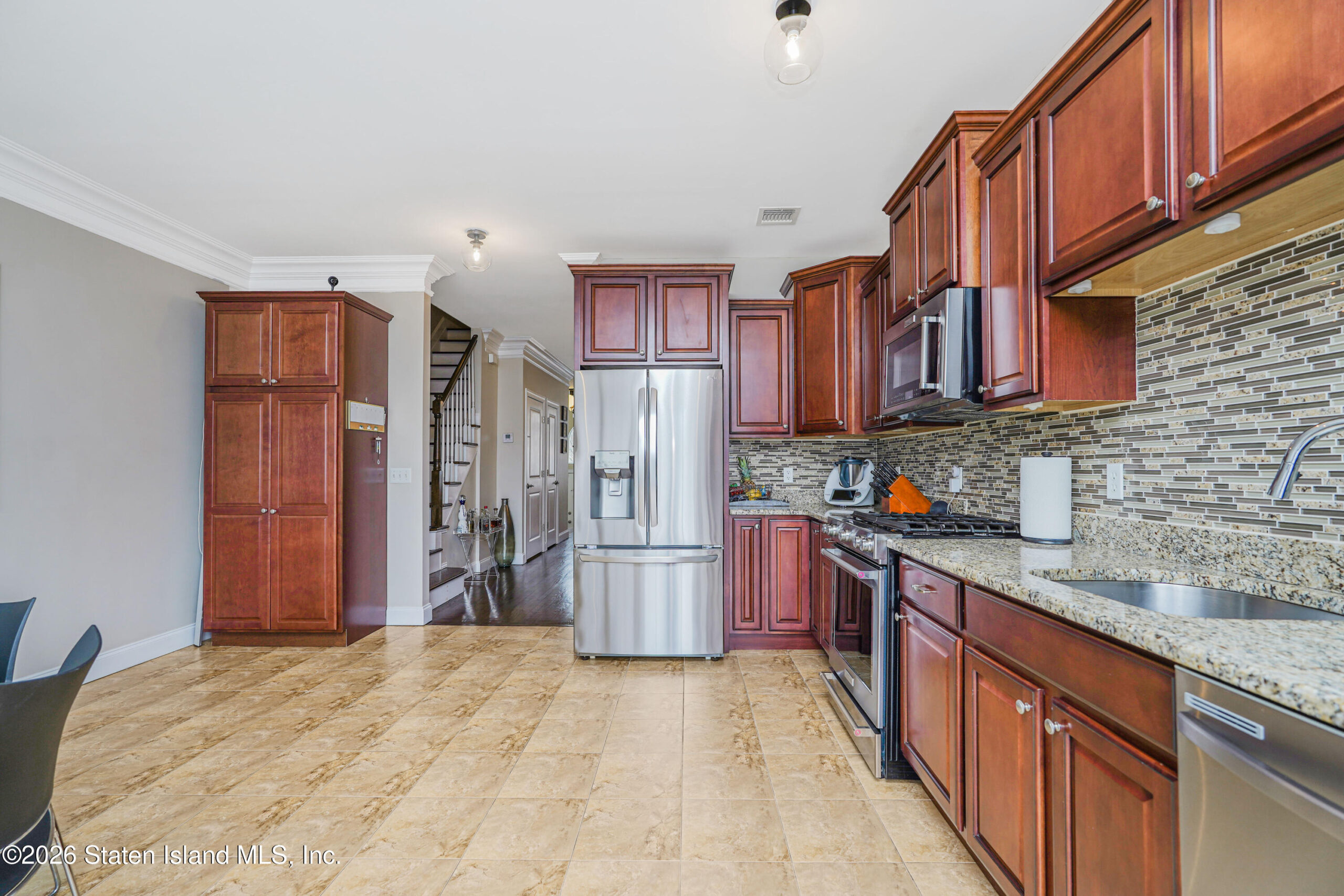 196 Presentation Circle, Staten Island, NY, 10312 image 8