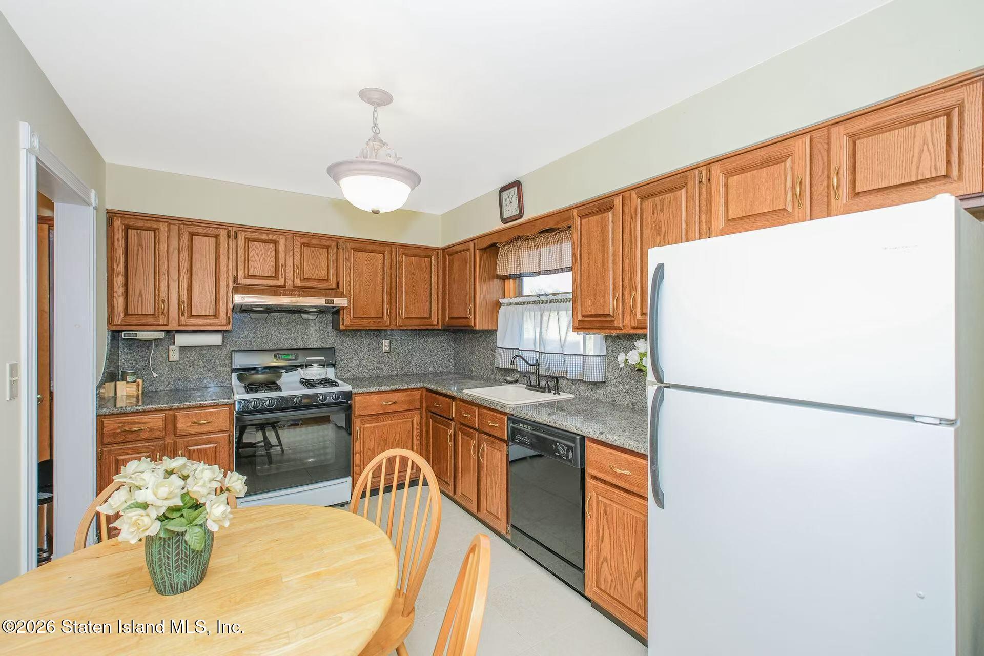 268 Neal Dow Avenue, Staten Island, NY, 10314 image 14