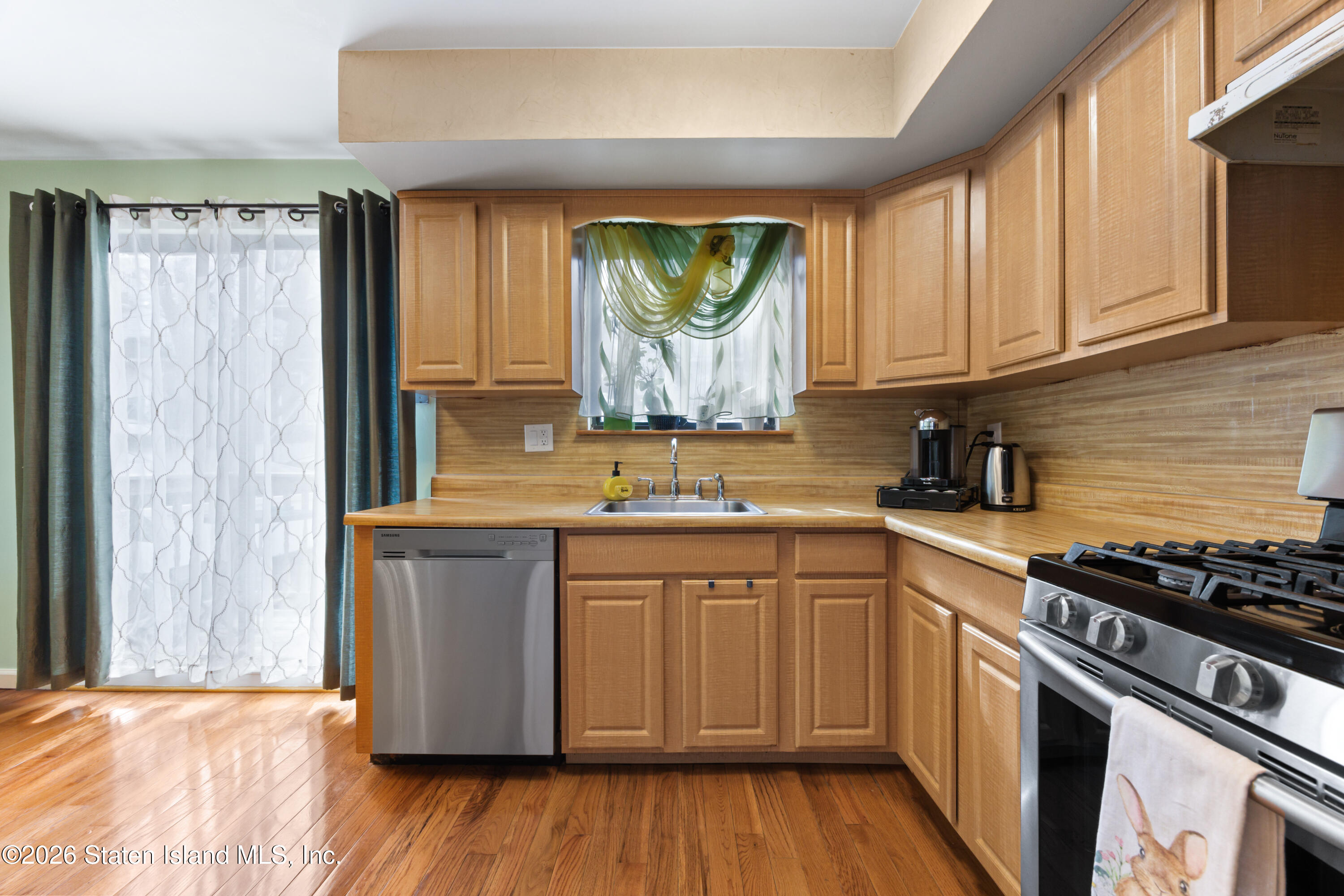 23 Stack Drive, Staten Island, NY, 10312 image 10