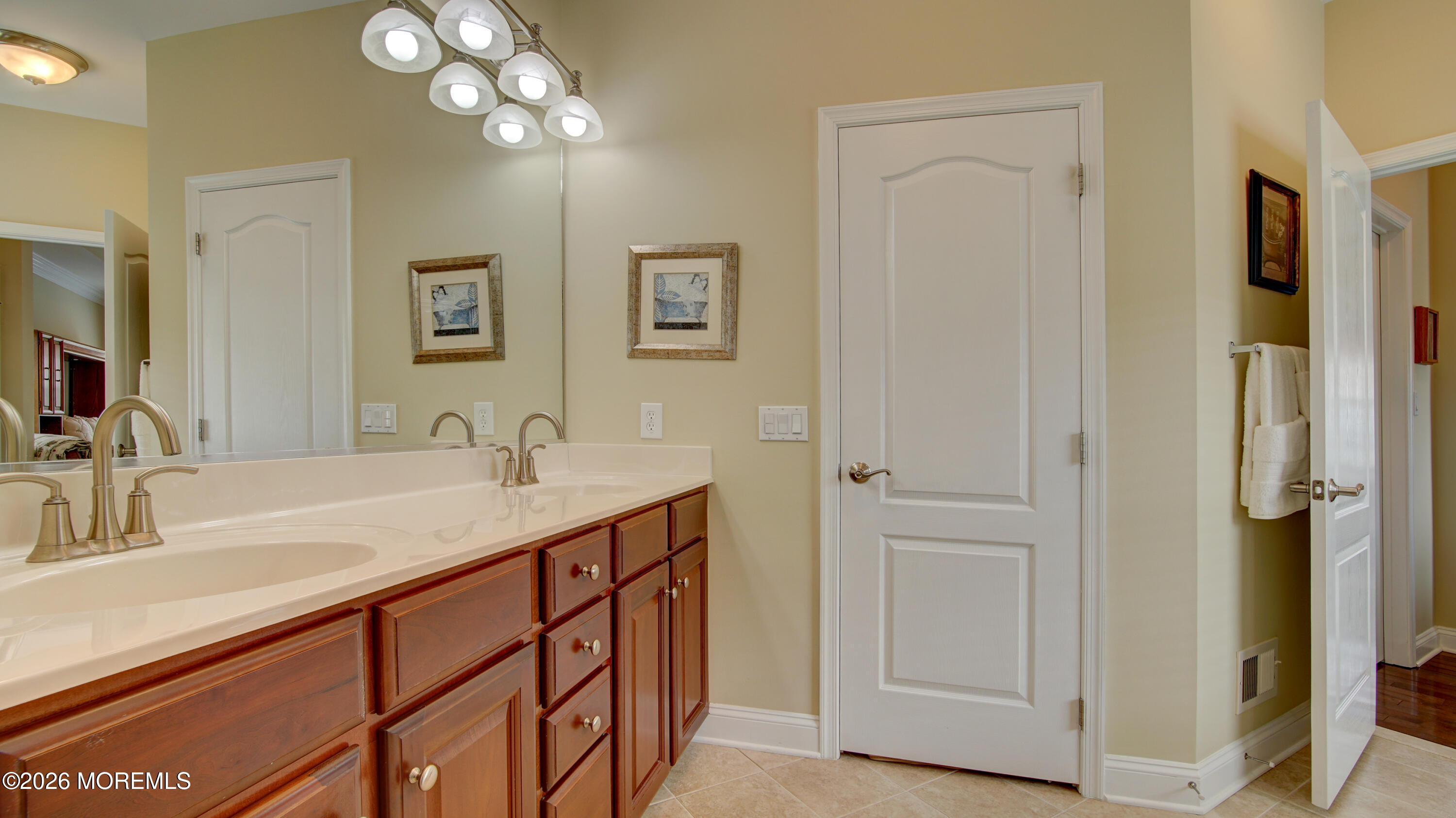 21 W Baccio Lane, Farmingdale, NJ, 07727 image 15