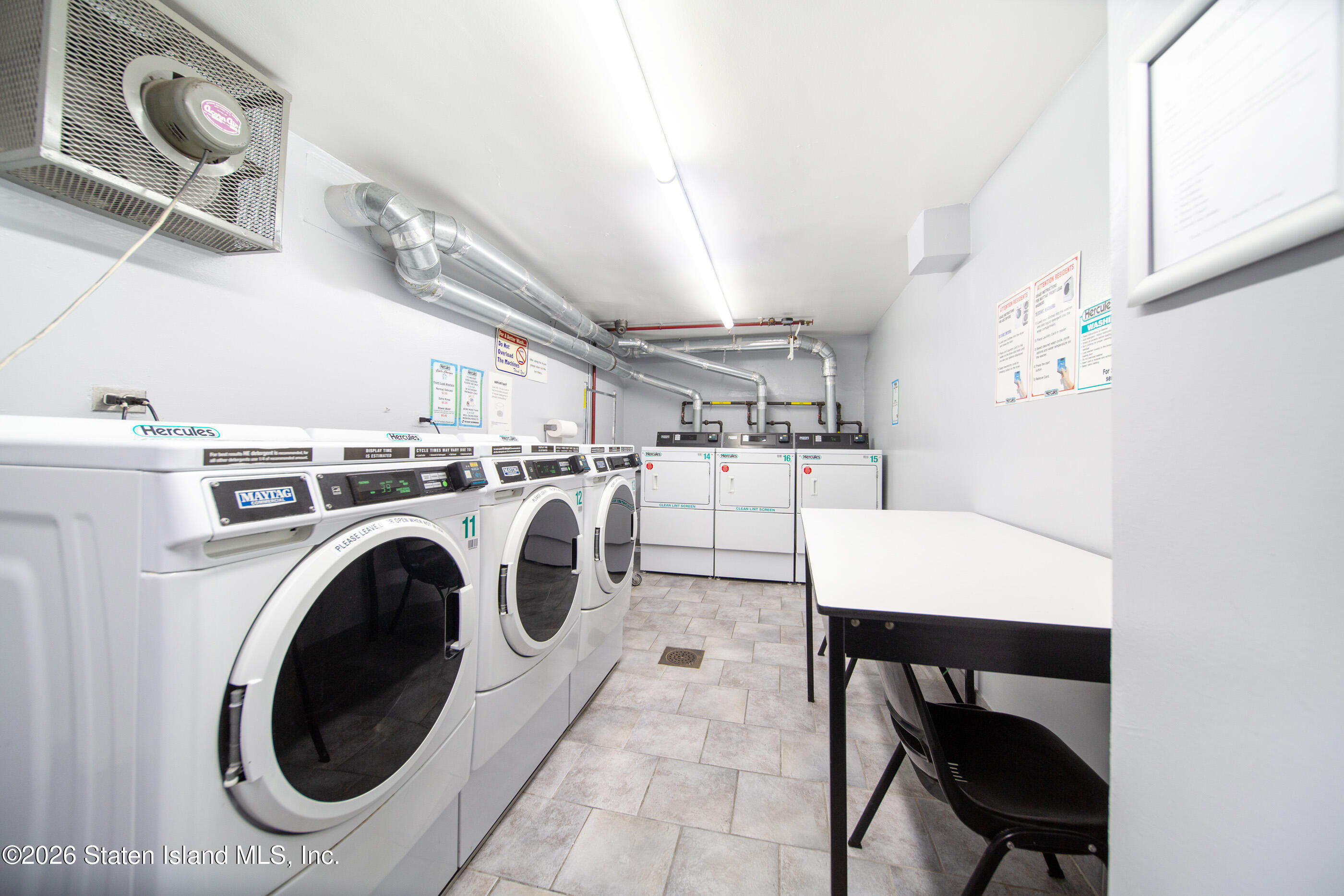 241-20 Northern Boulevard 5e, Queens, NY, 11362 image 24