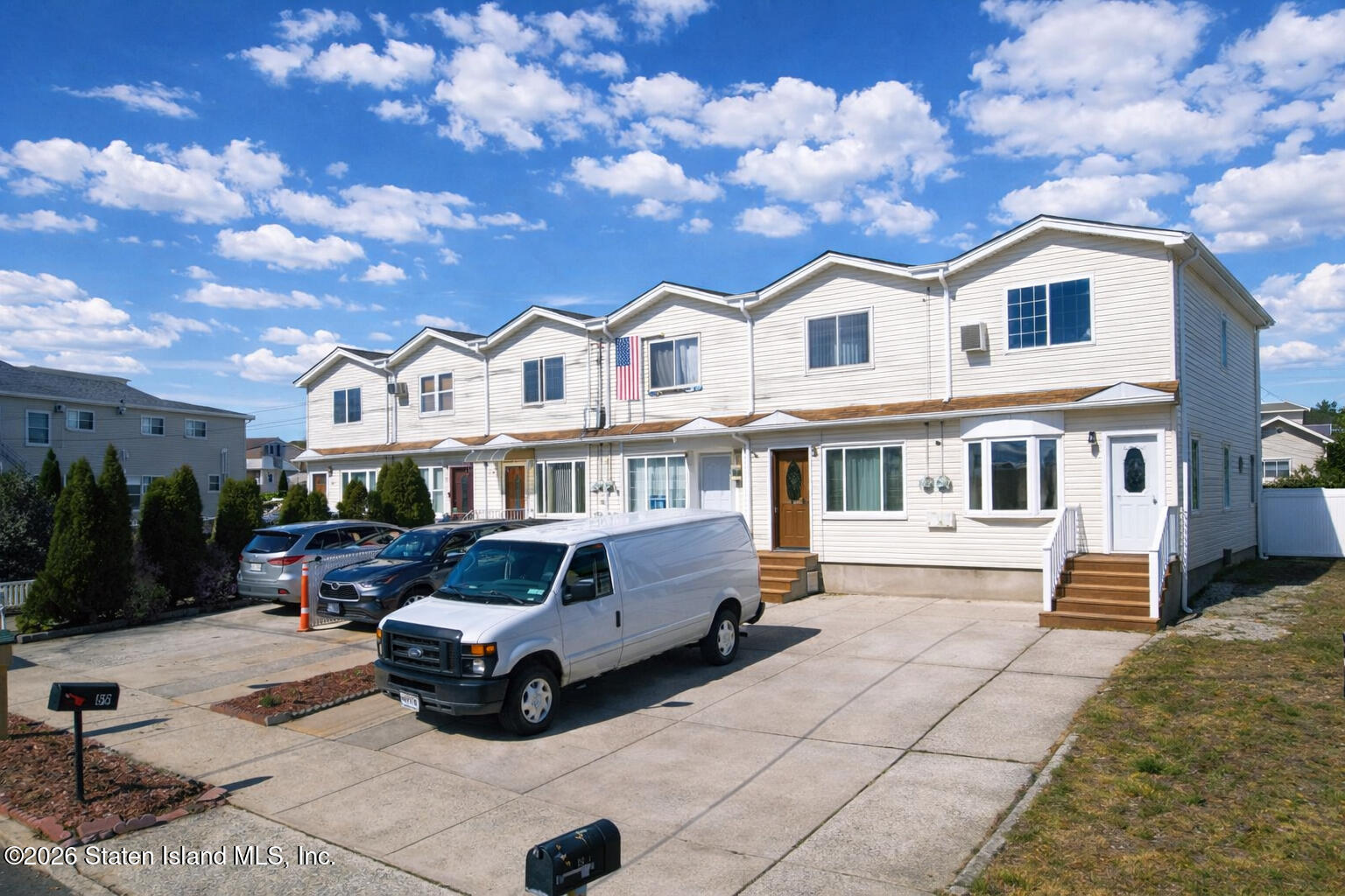 89 Mapleton Avenue A Image 2