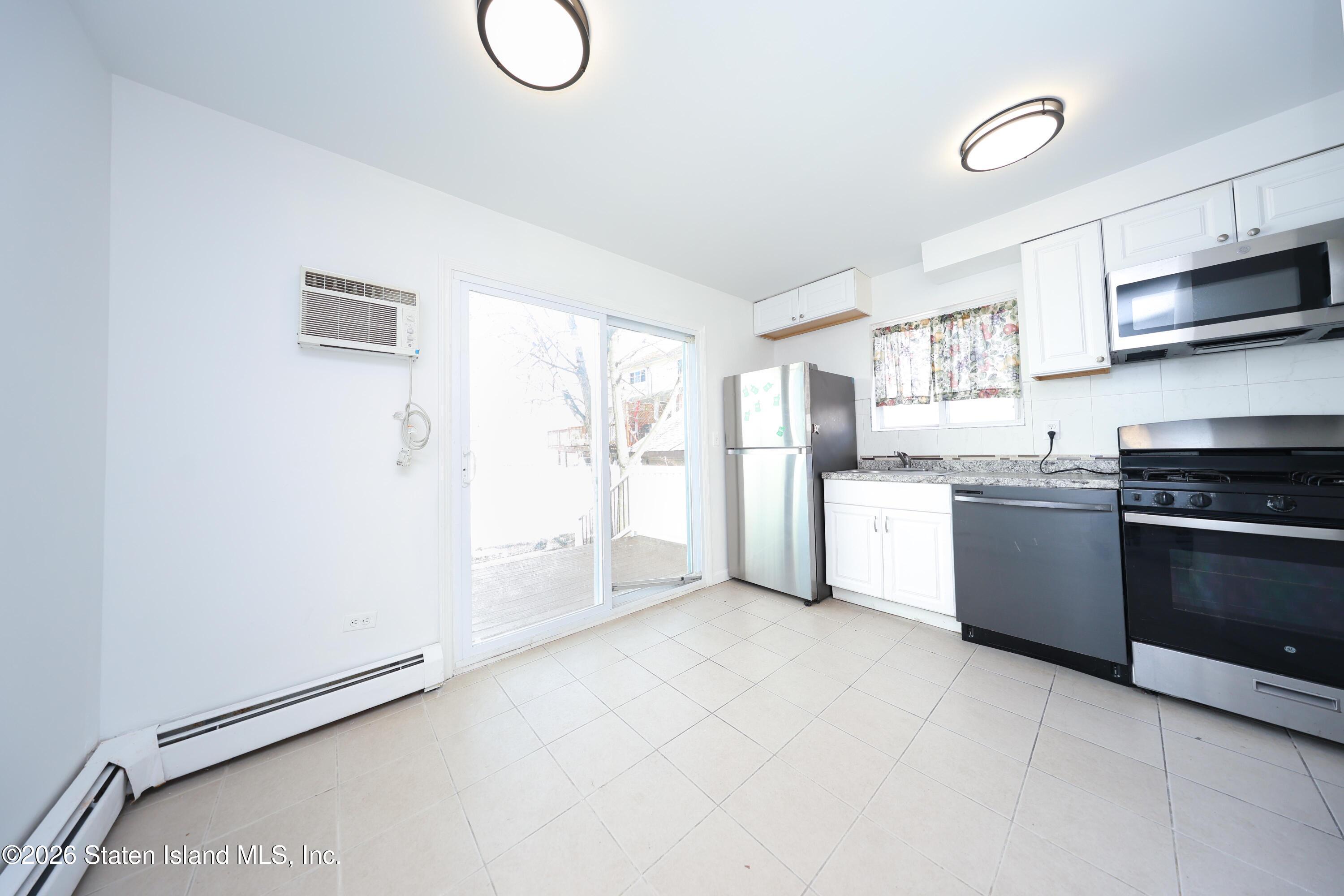 89 Mapleton Avenue A, Staten Island, NY, 10306 image 11