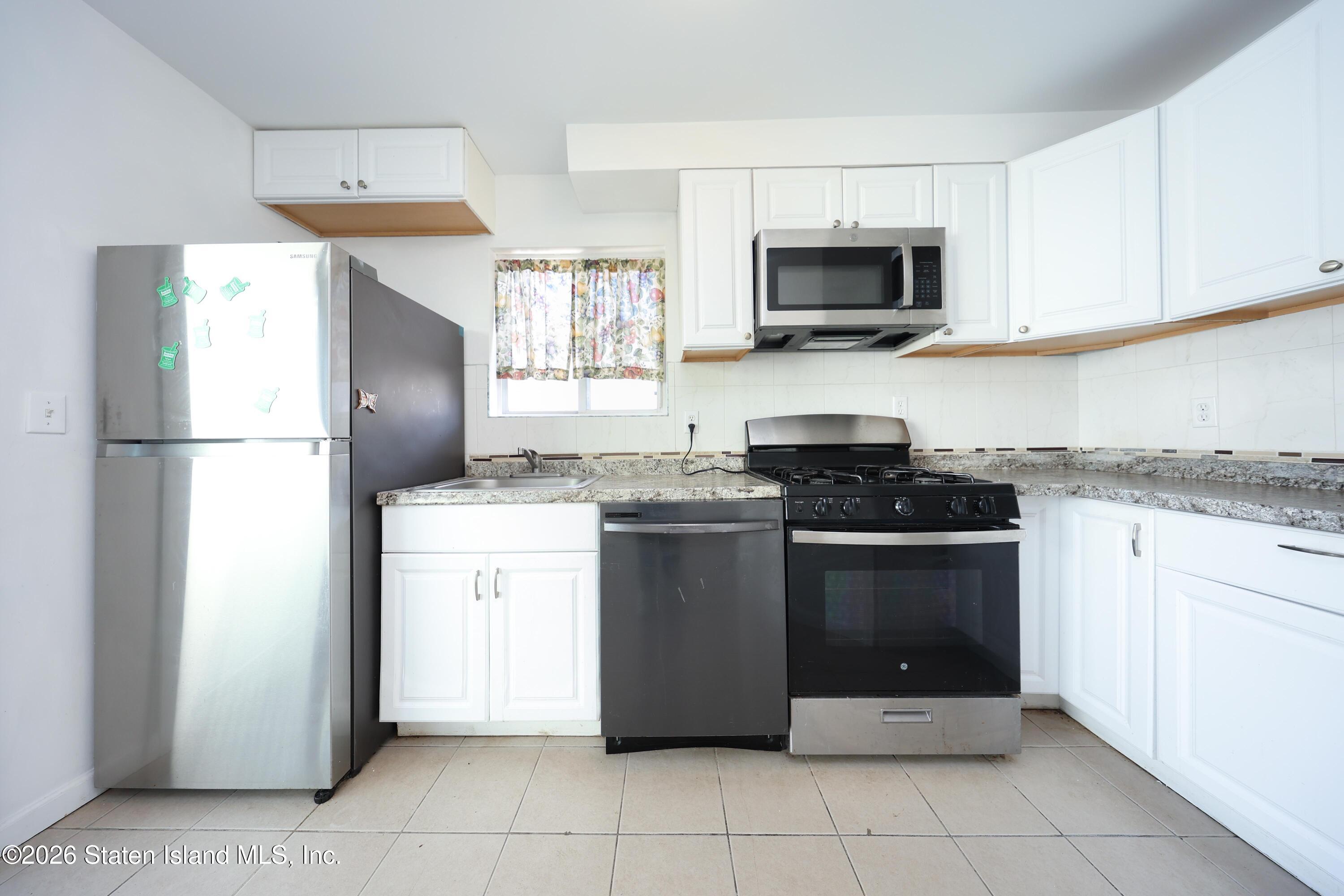89 Mapleton Avenue A, Staten Island, NY, 10306 image 12