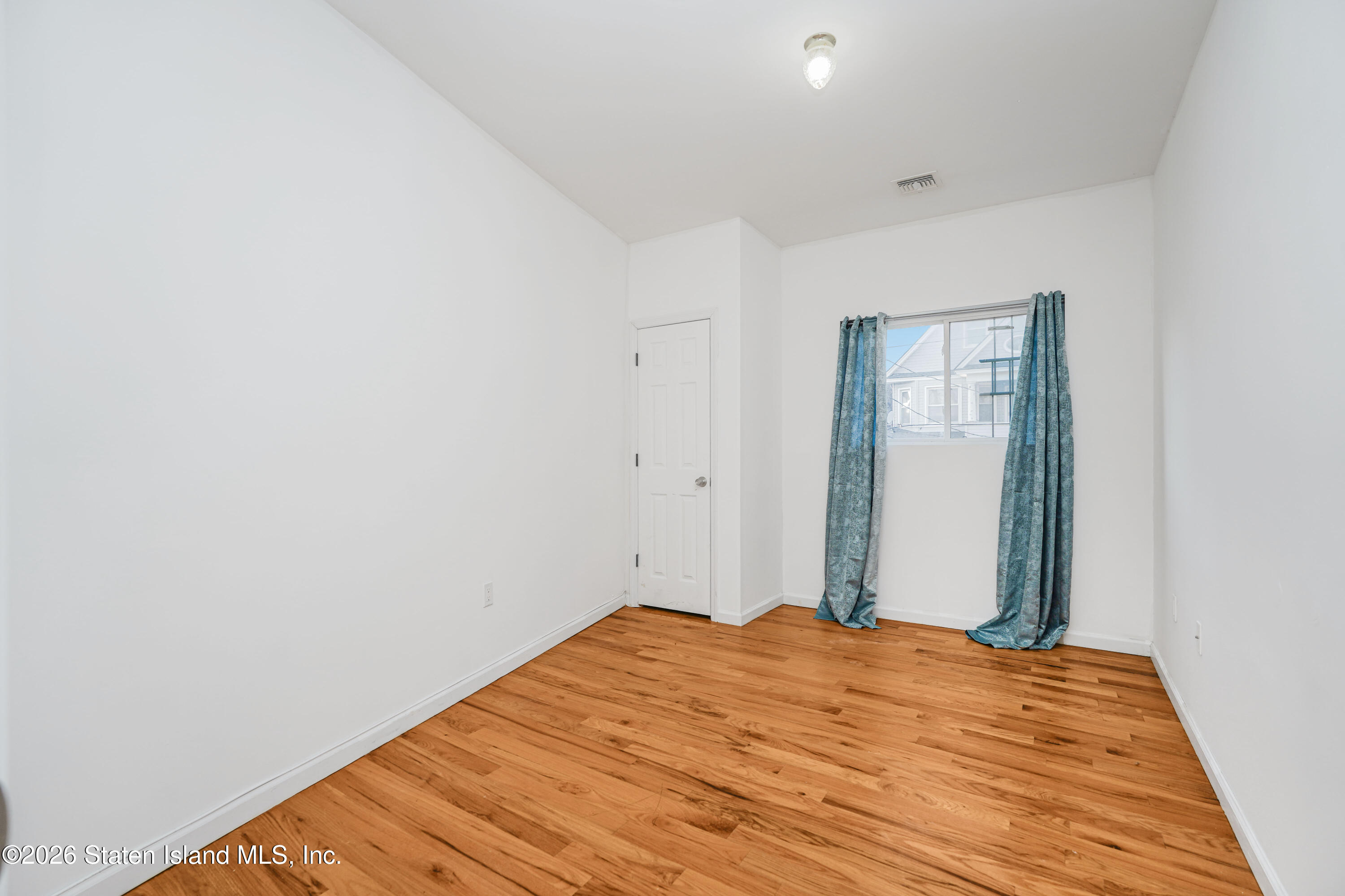 210 Corson Avenue, Staten Island, NY, 10301 image 12
