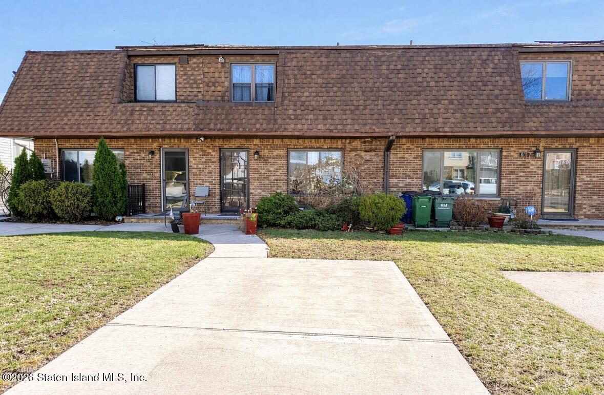810 Sinclair Avenue Image 2