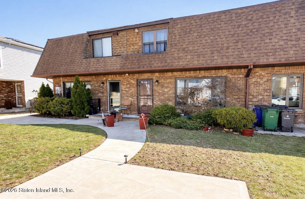 810 Sinclair Avenue Image 1