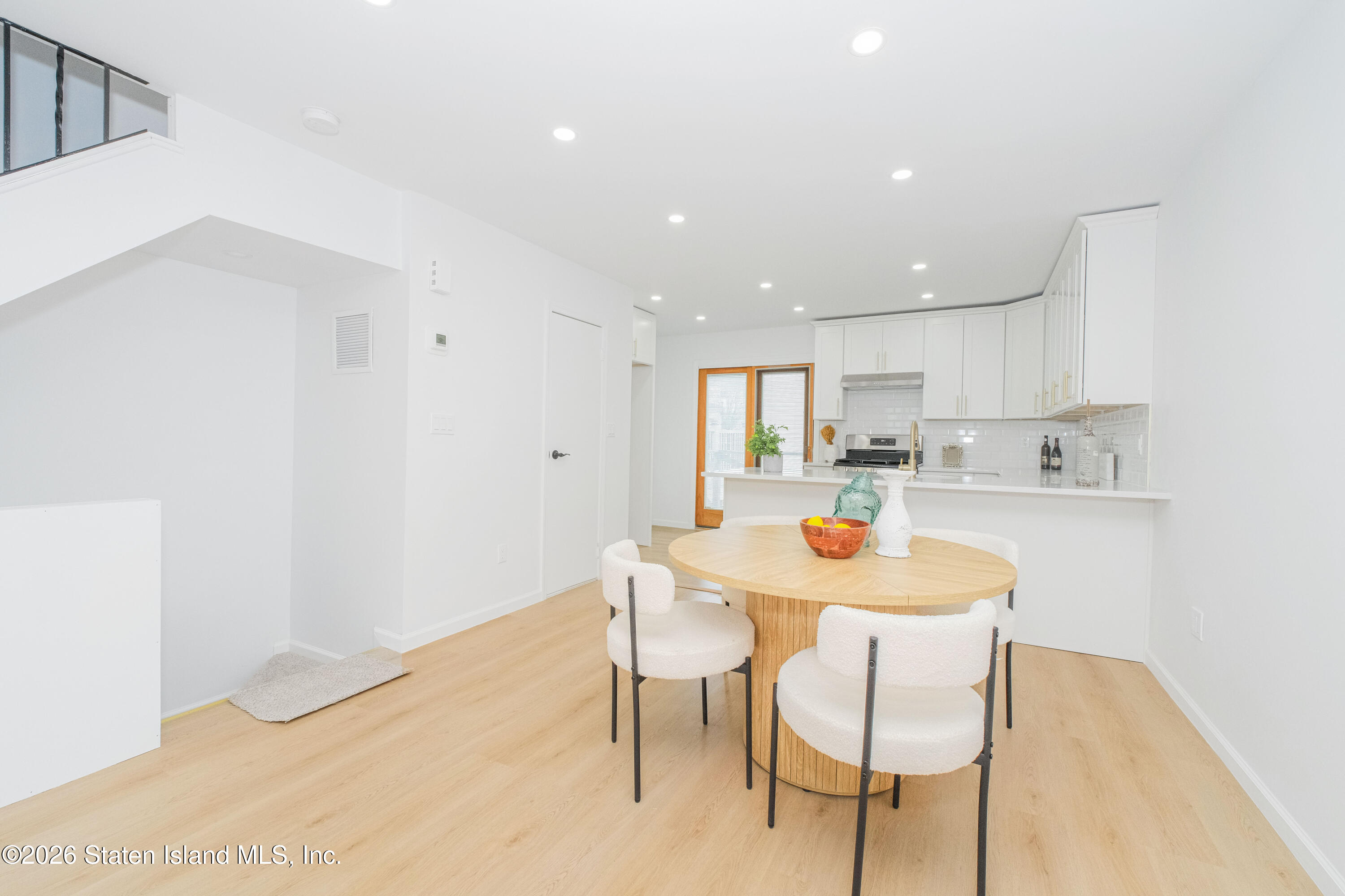 63 Avon Lane, Staten Island, NY, 10314 image 16