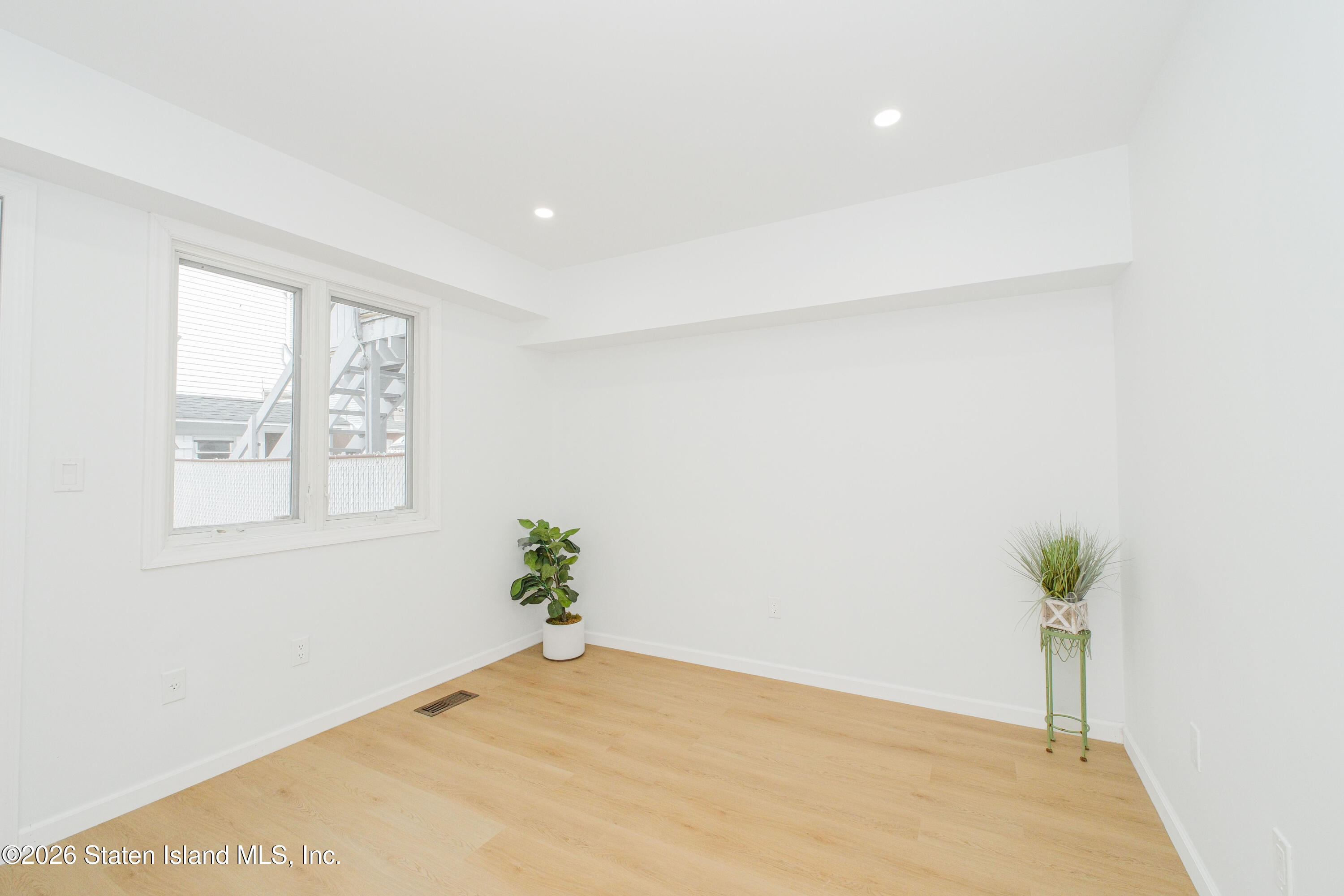 63 Avon Lane, Staten Island, NY, 10314 image 29