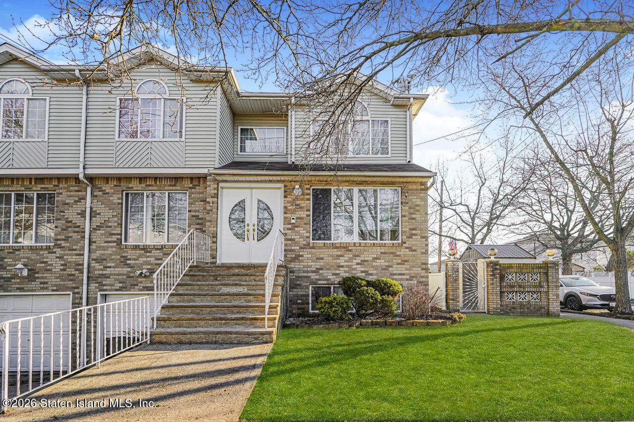 43 Redgrave Avenue Image 1