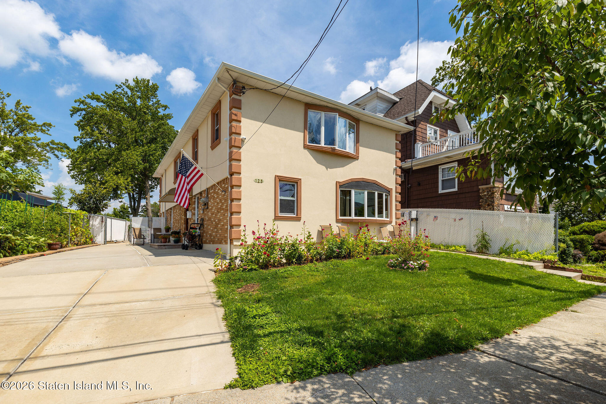 125 Ridgecrest Avenue Image 2