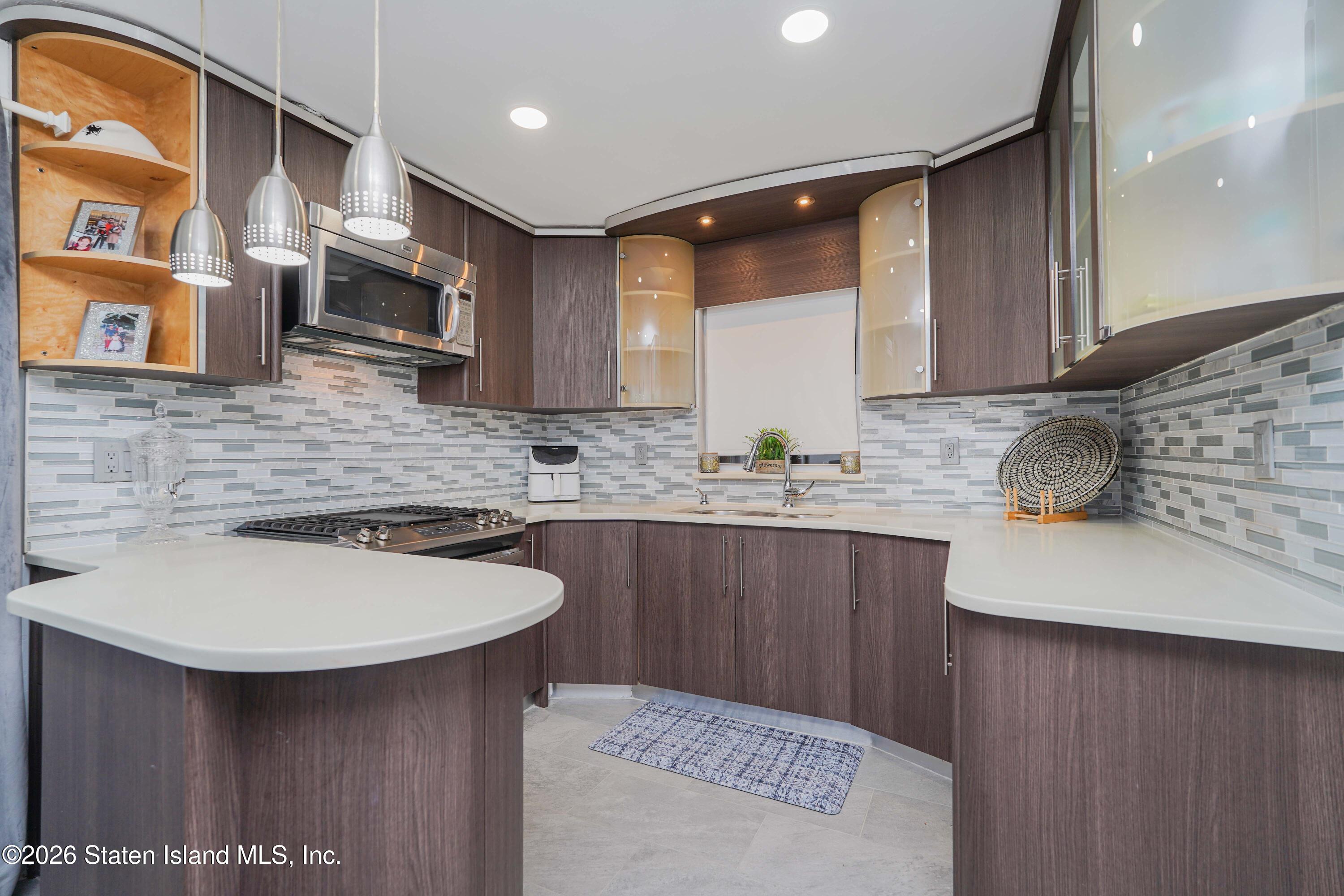 96 Oberlin Street, Staten Island, NY, 10305 image 8