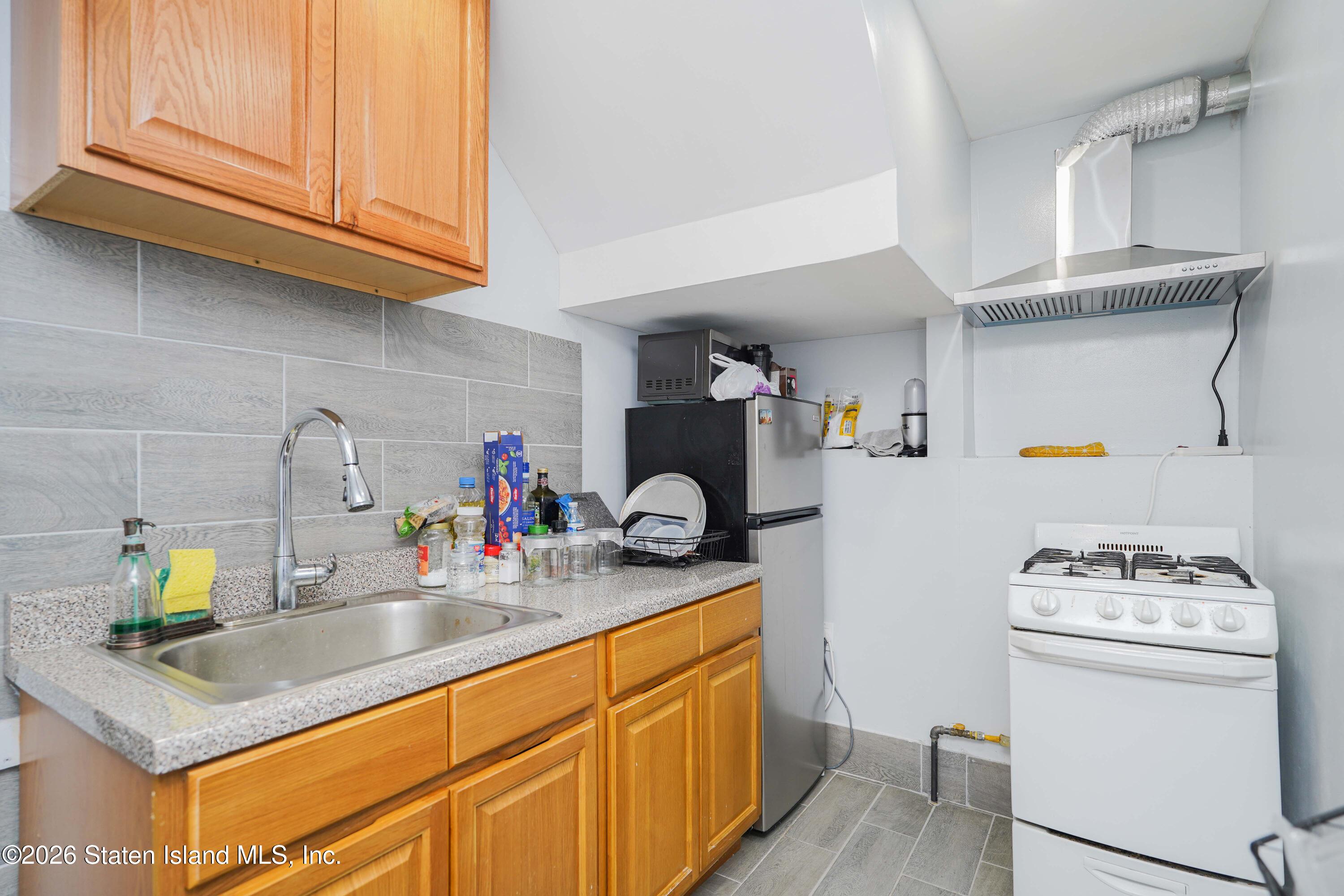 96 Oberlin Street, Staten Island, NY, 10305 image 22