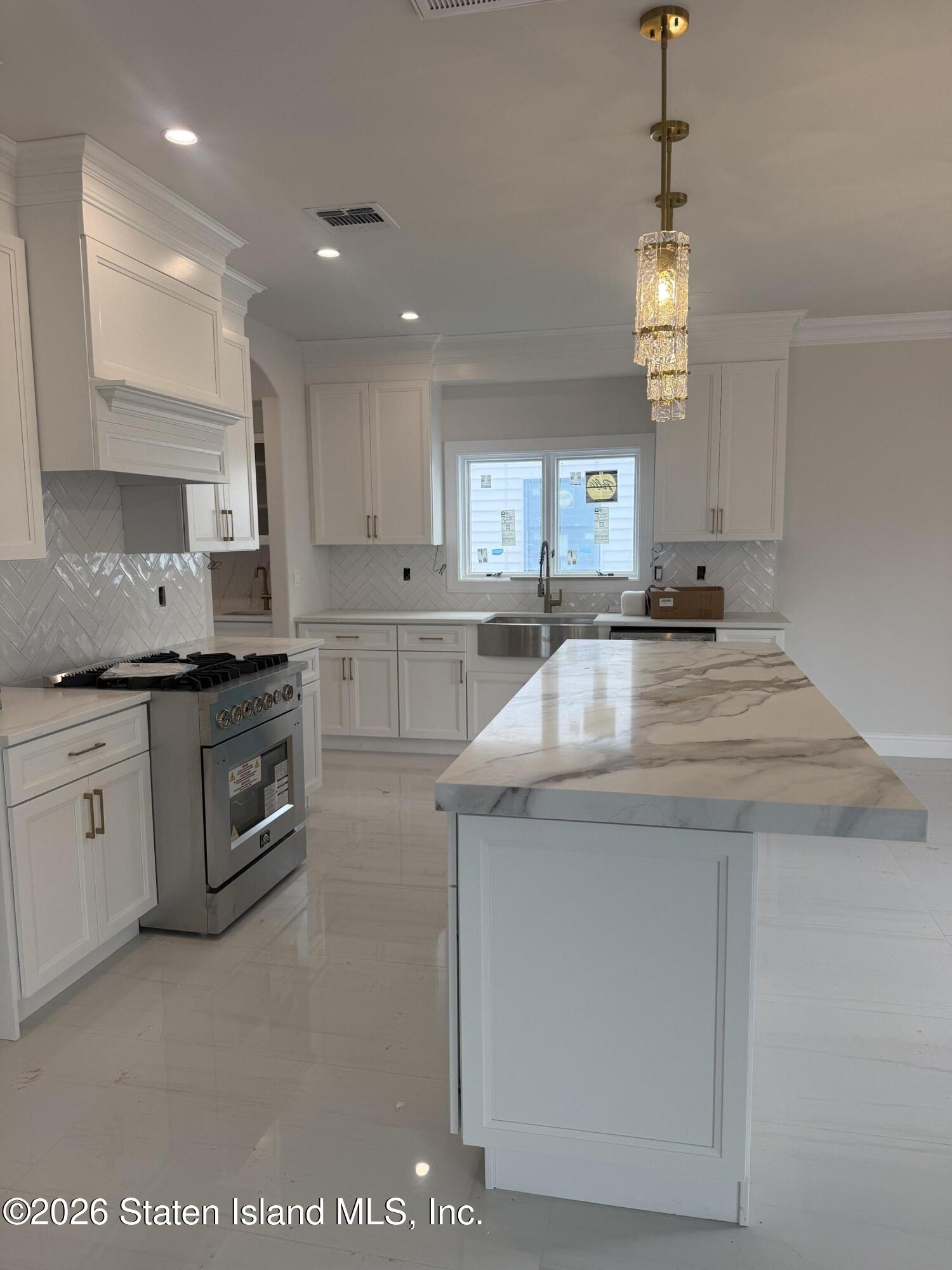 63 Bayview Terrace Image 4