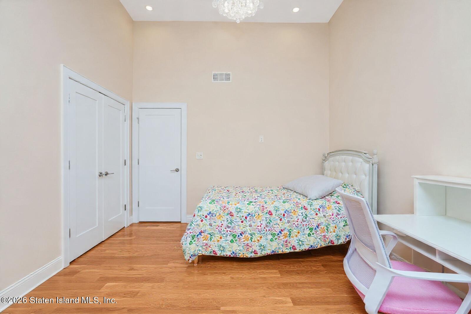 42 Radcliff Road, Staten Island, NY, 10305 image 24
