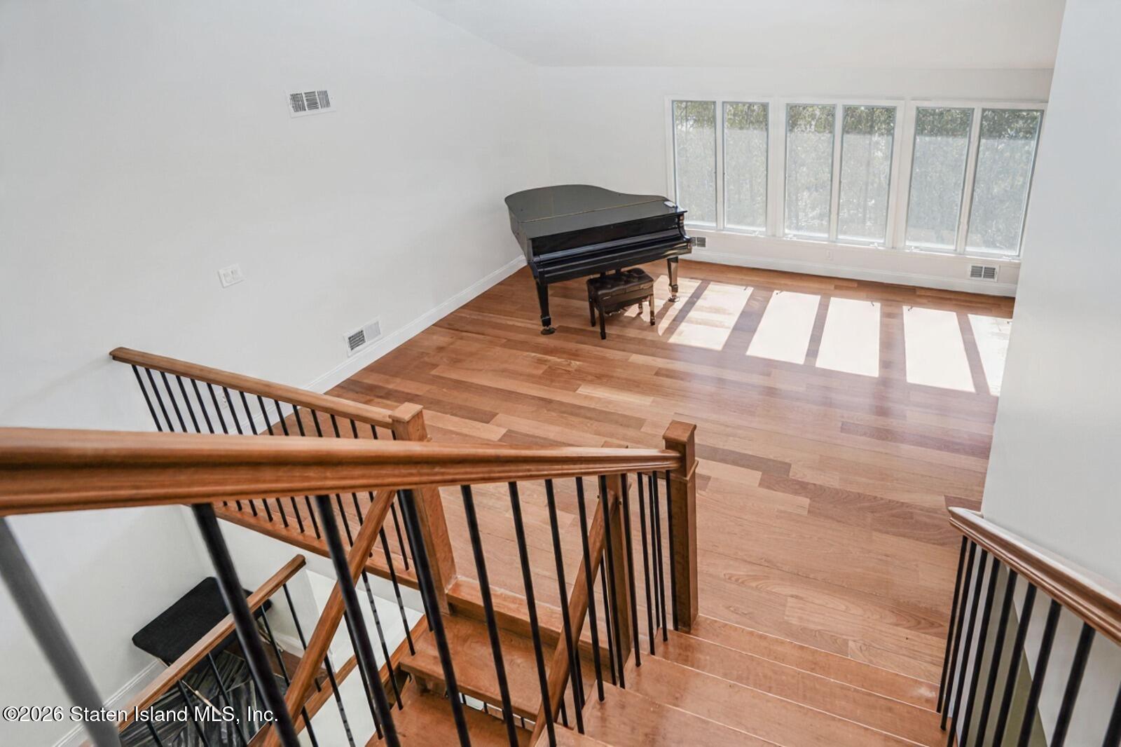42 Radcliff Road, Staten Island, NY, 10305 image 27