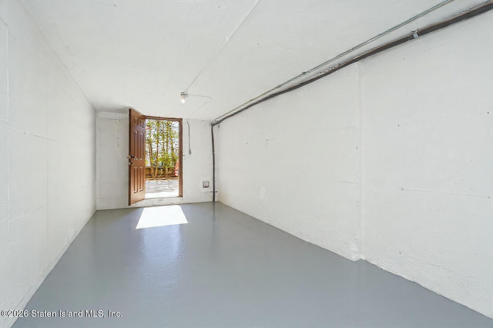 42 Radcliff Road, Staten Island, NY, 10305 image 35