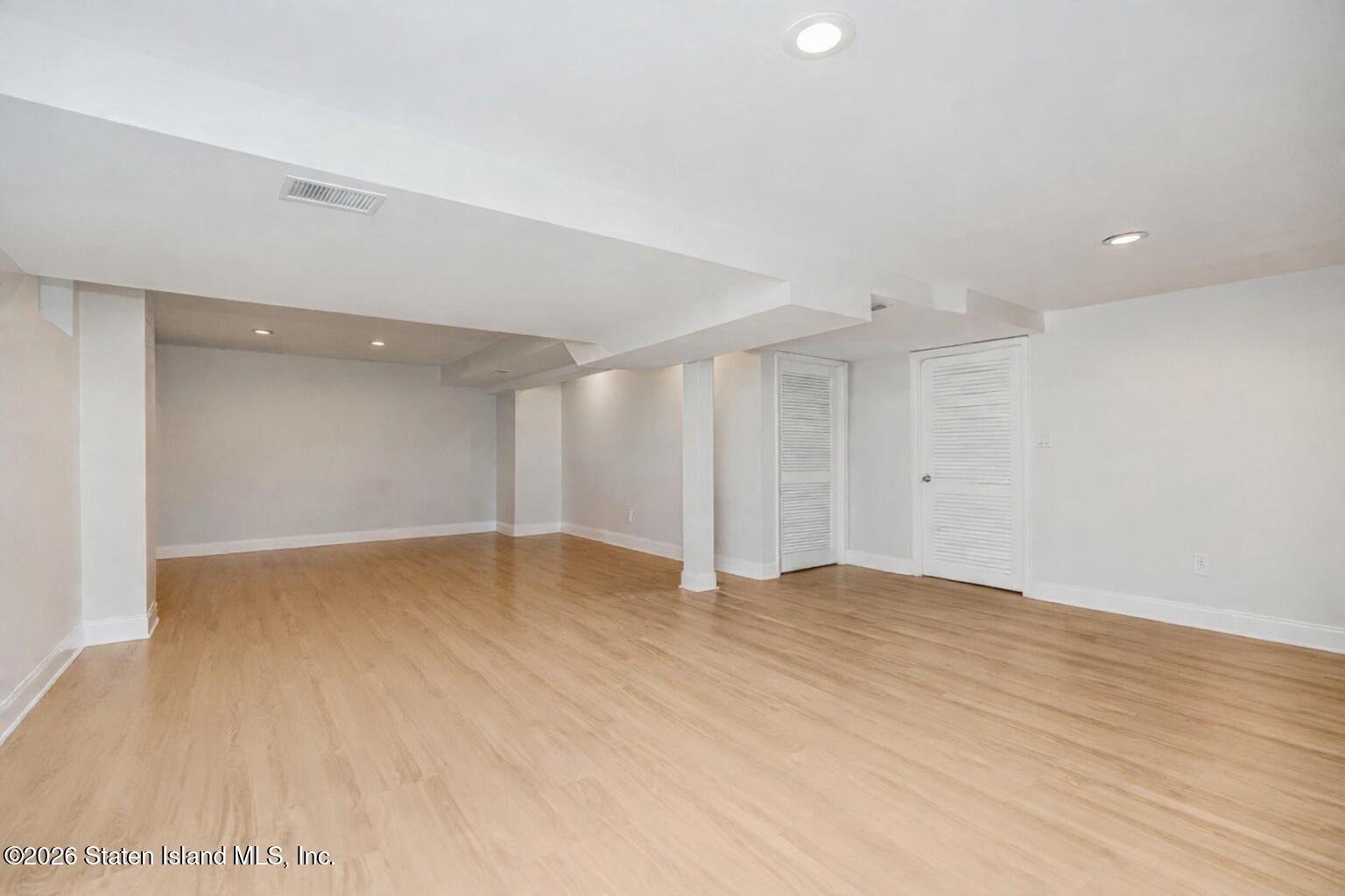 42 Radcliff Road, Staten Island, NY, 10305 image 32