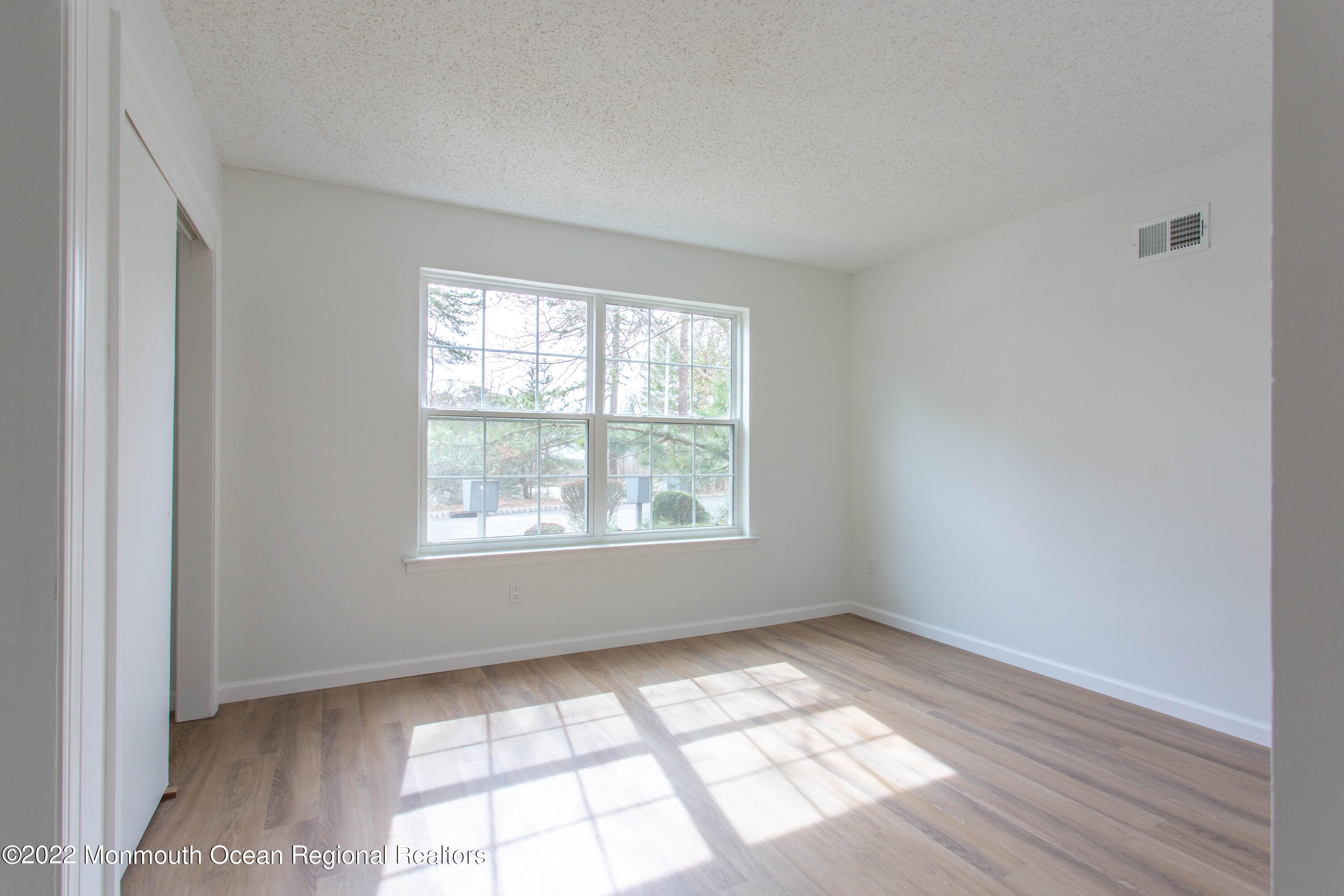 70 Diane Drive, Tinton Falls, NJ, 07753 image 8