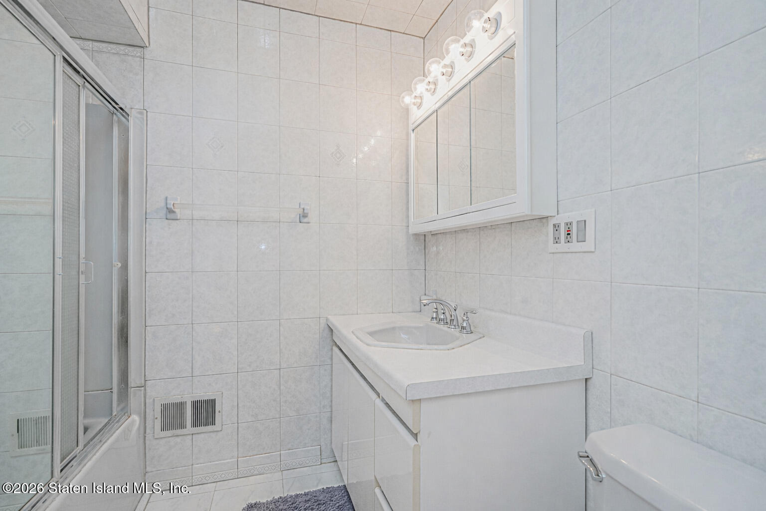 526 Leverett Avenue, Staten Island, NY, 10308 image 13