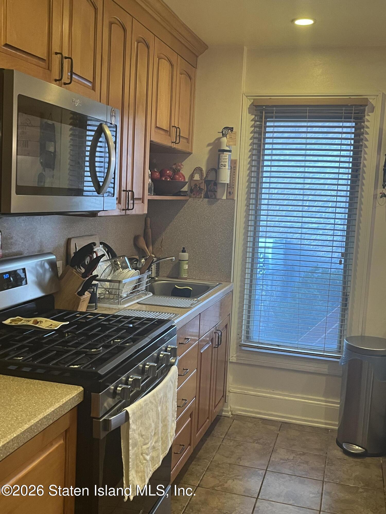 835 Post Avenue, Staten Island, NY, 10310 image 8