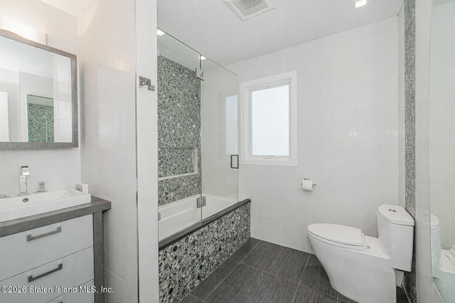 825 Willowbrook Road, Staten Island, NY, 10314 image 17