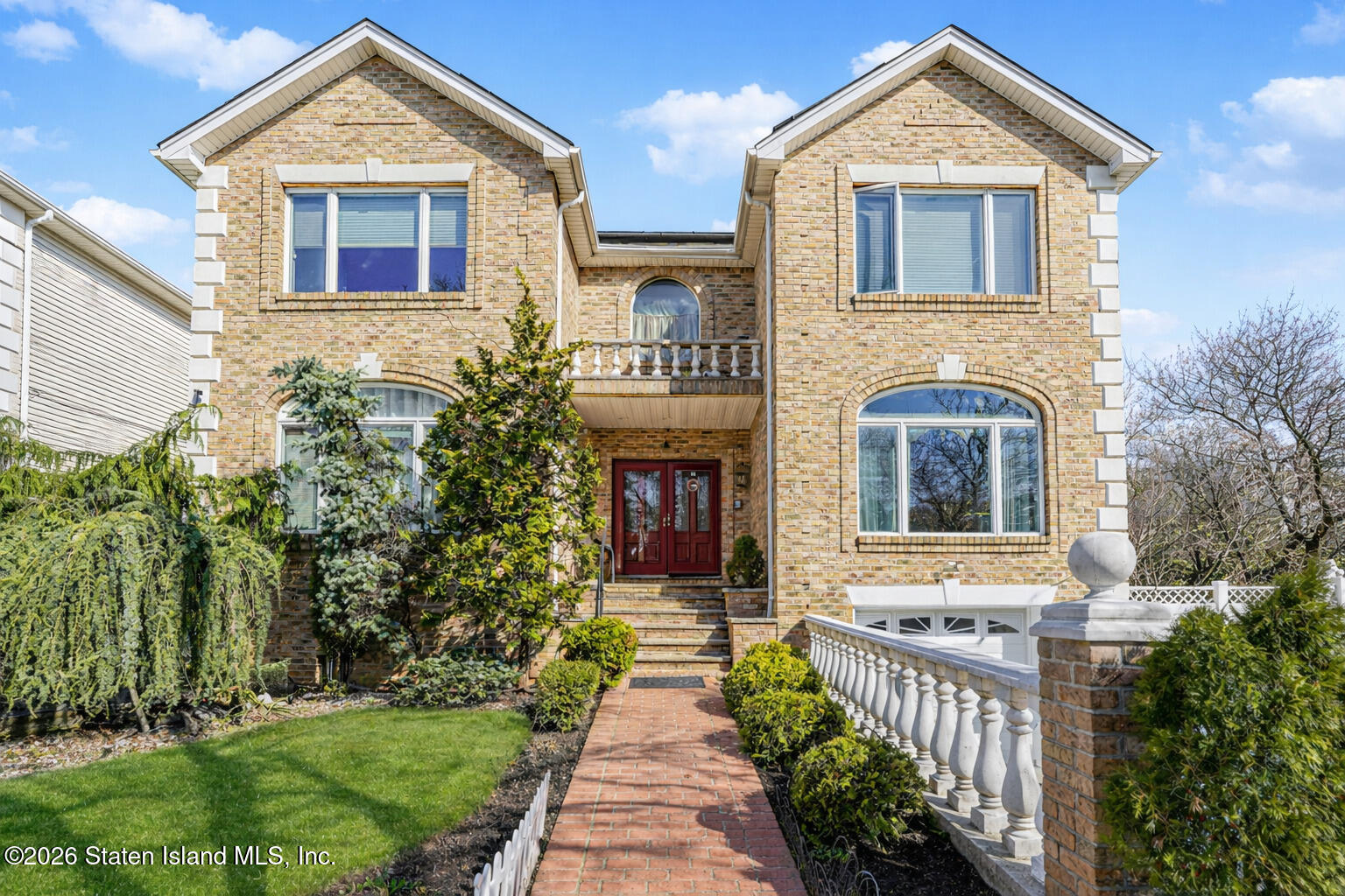 169 Pinewood Avenue Image 1