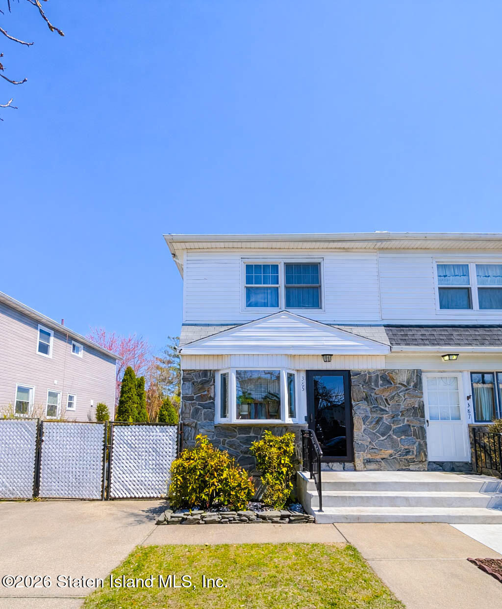 385 Cortelyou Avenue Image 1