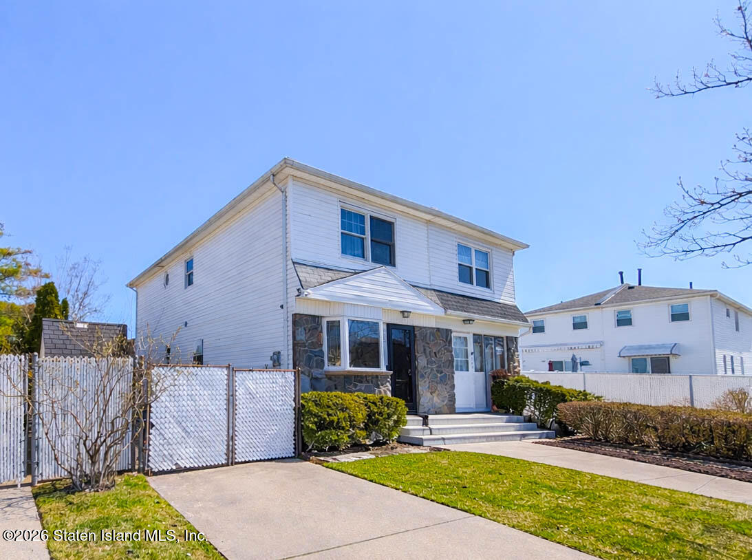385 Cortelyou Avenue Image 2