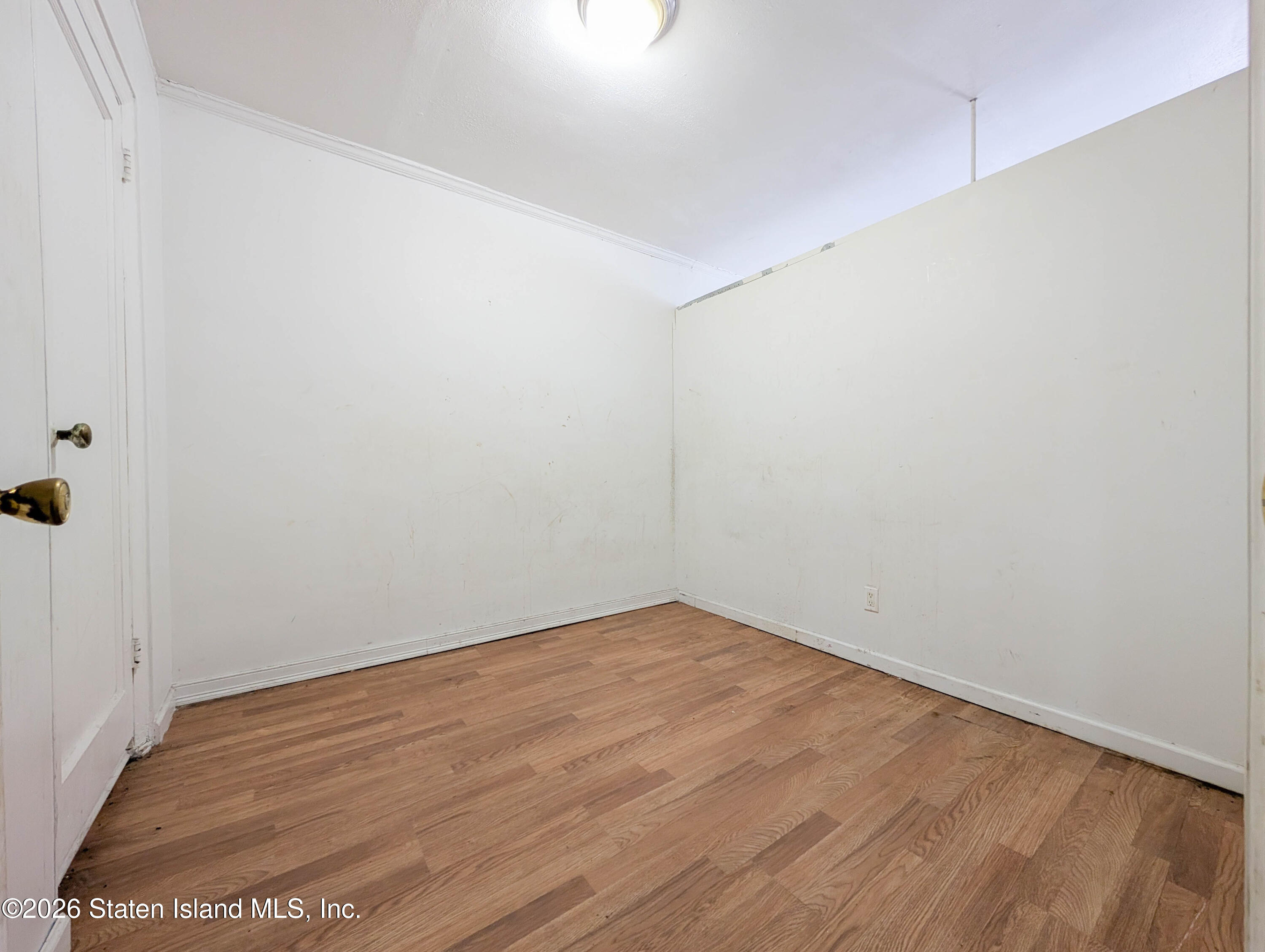 2652 Hubbard Street Image 5
