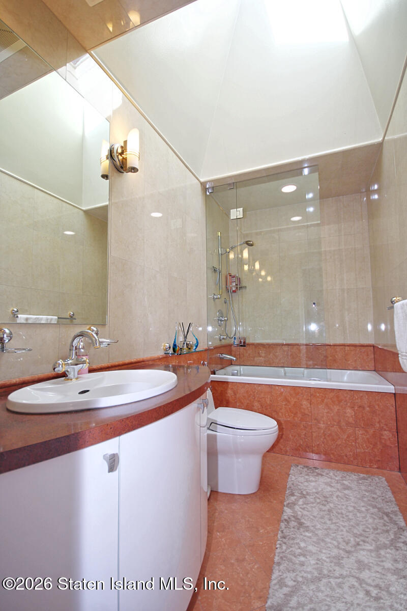 564 Dongan Hills Avenue, Staten Island, NY, 10305 image 10