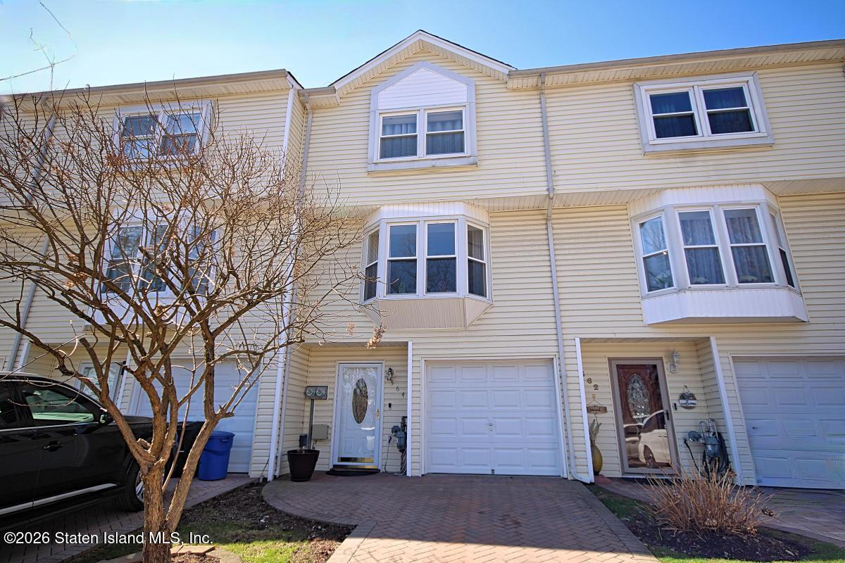 564 Dongan Hills Avenue Image 1