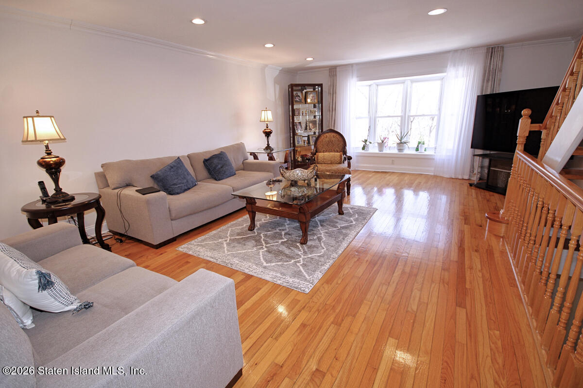 564 Dongan Hills Avenue, Staten Island, NY, 10305 image 6