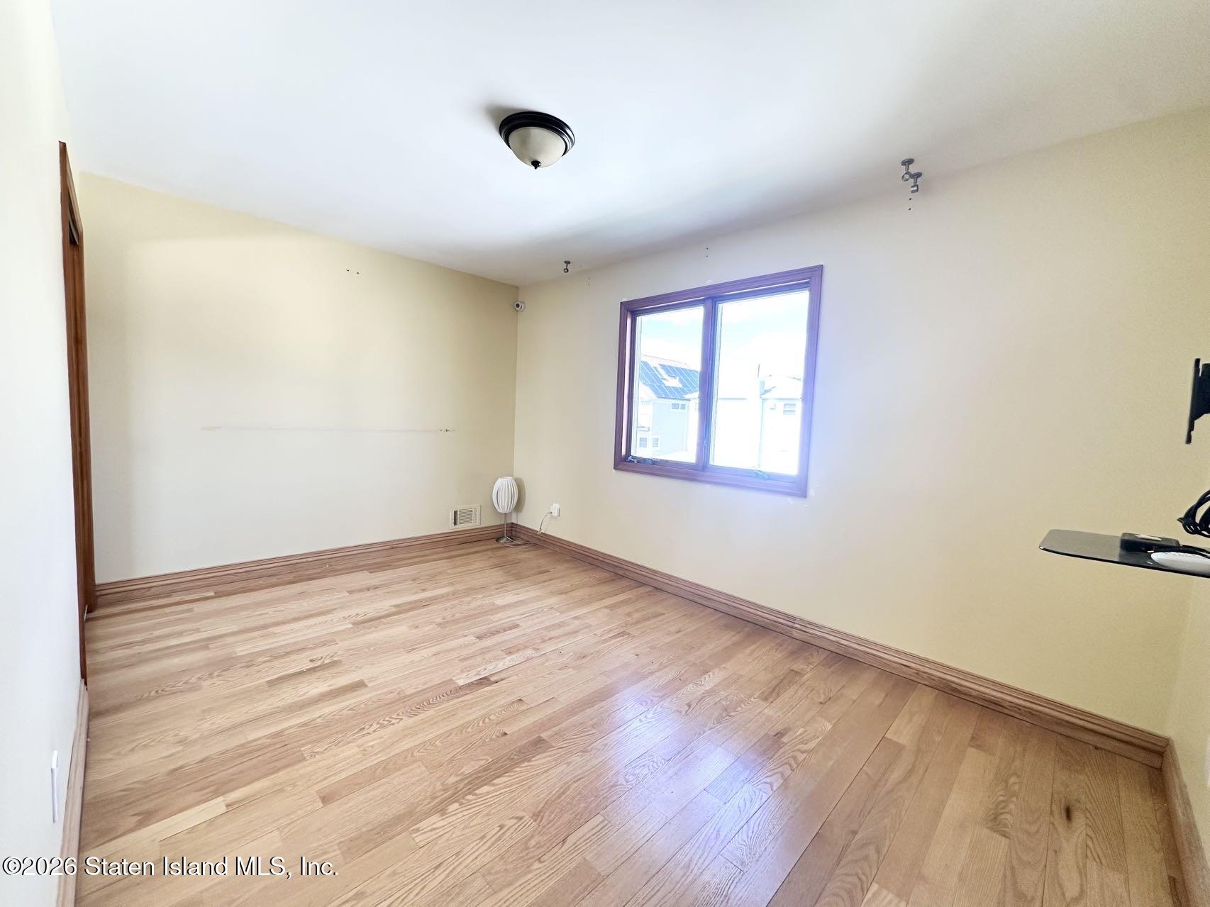 197 Slater Boulevard, Staten Island, NY, 10305 image 15