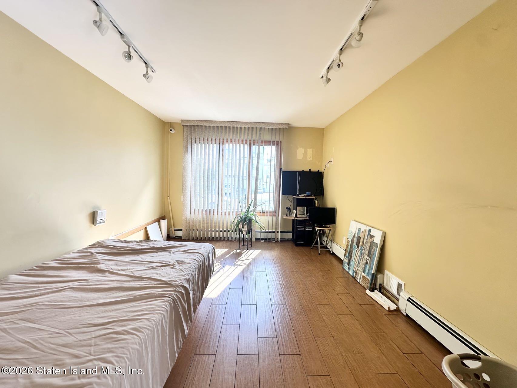 197 Slater Boulevard, Staten Island, NY, 10305 image 16