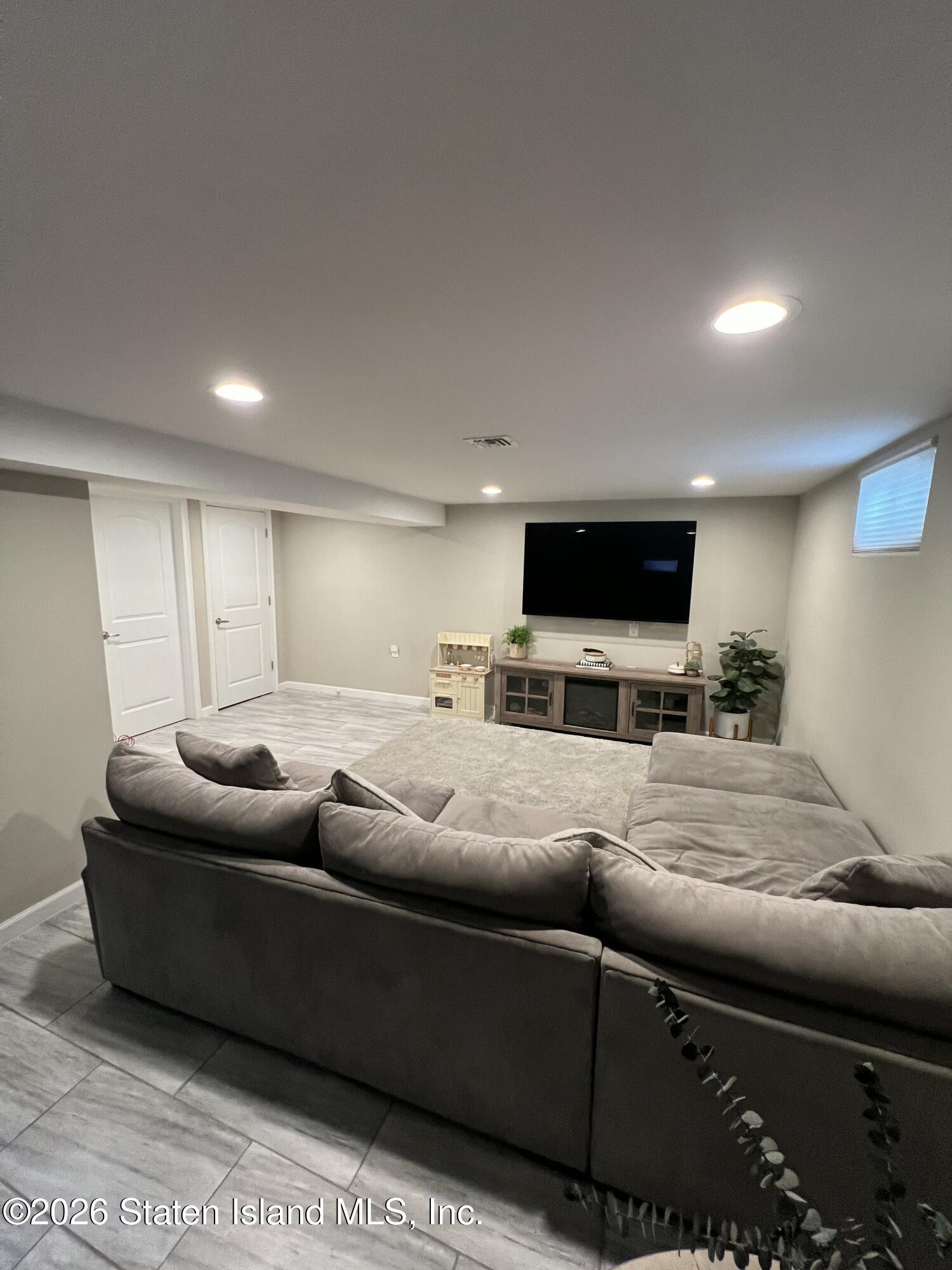 230 Mill Road, Staten Island, NY, 10306 image 23