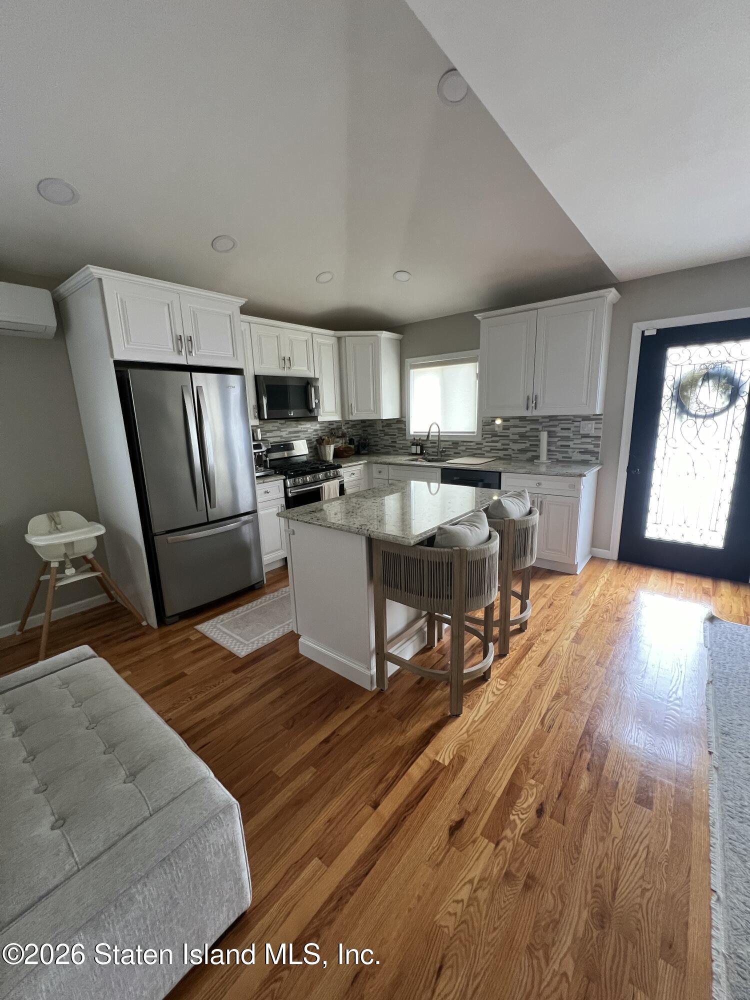 230 Mill Road, Staten Island, NY, 10306 image 8