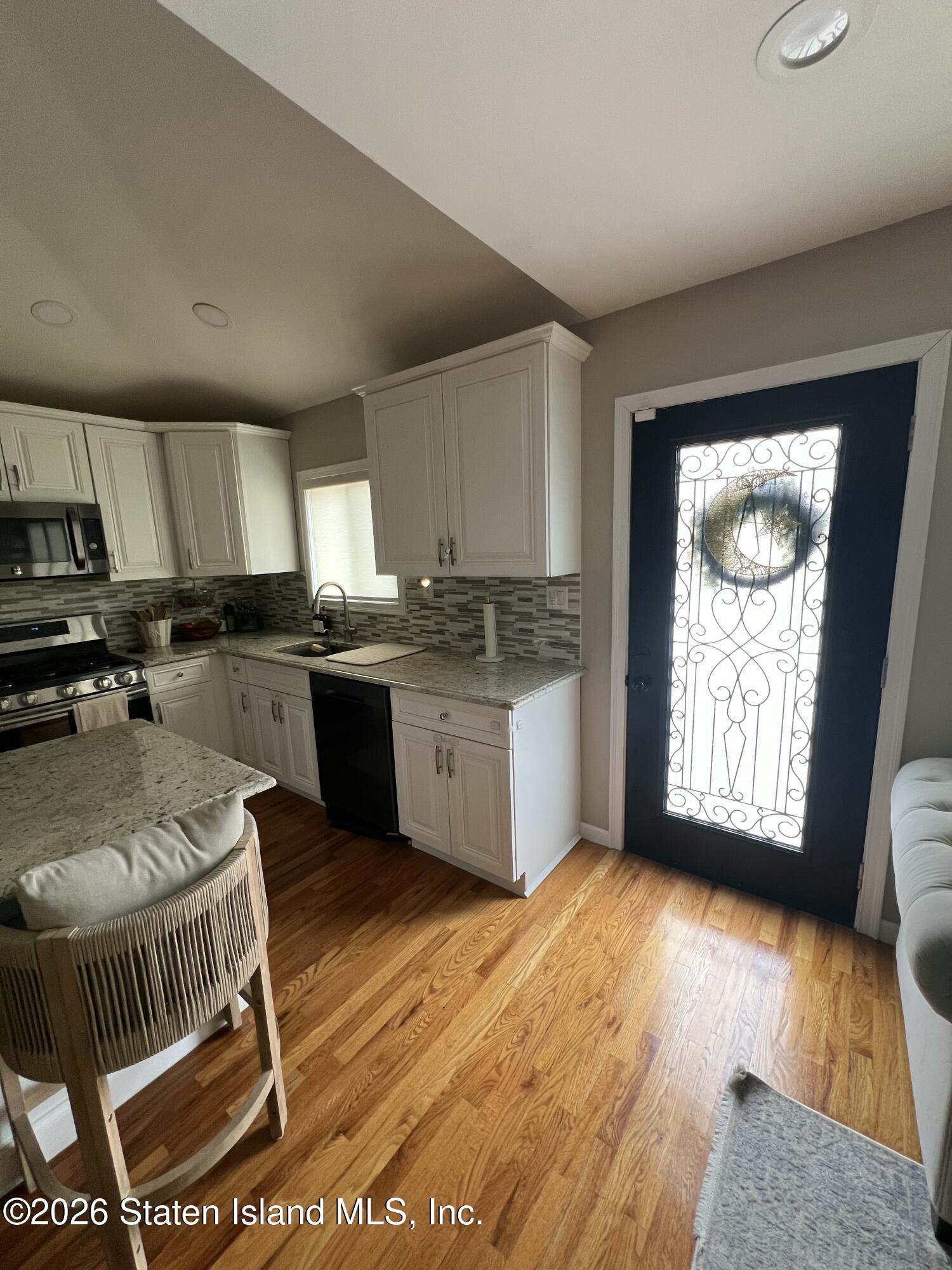 230 Mill Road, Staten Island, NY, 10306 image 10