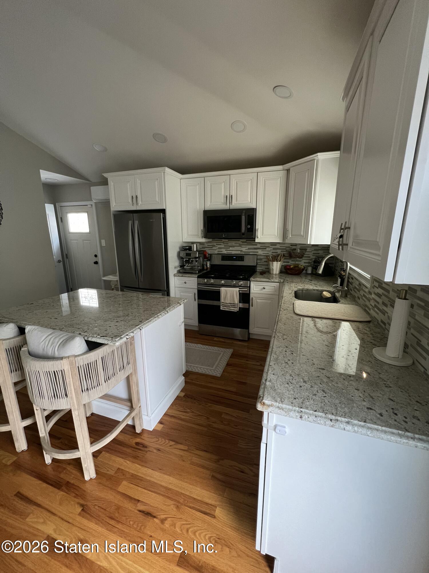 230 Mill Road, Staten Island, NY, 10306 image 6
