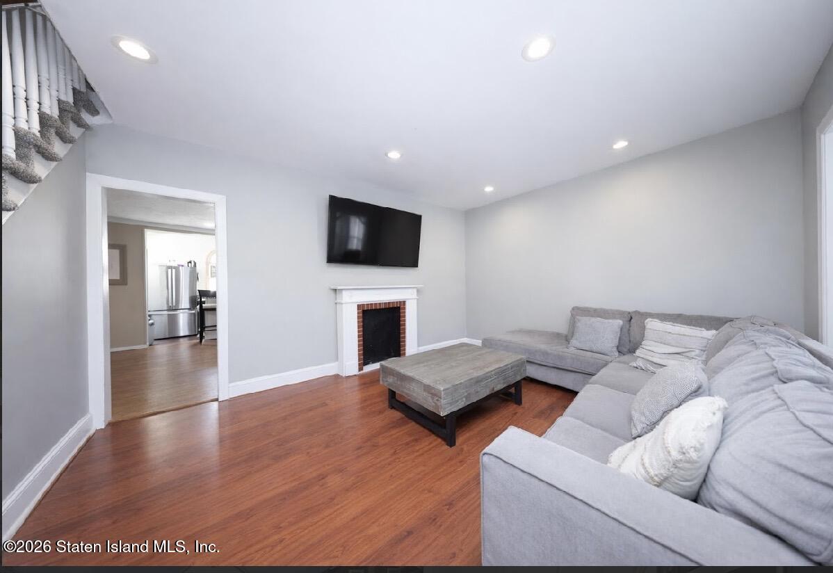196 Barnard Avenue, Staten Island, NY, 10307 image 6