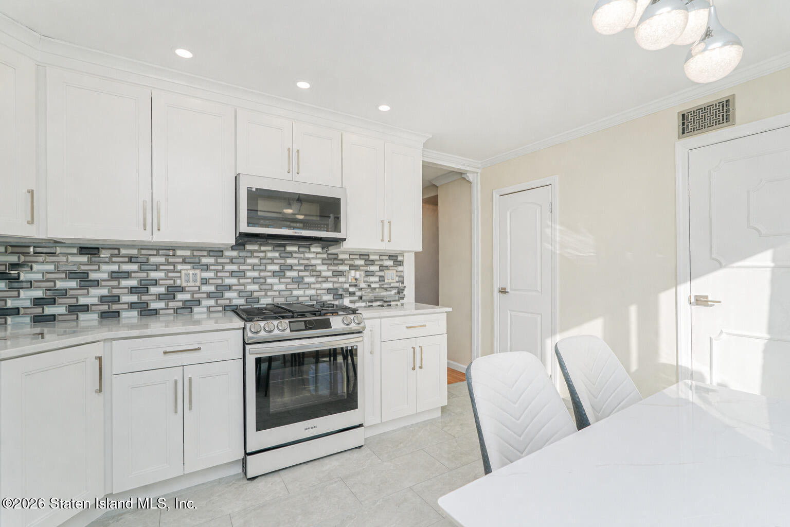 562 Dongan Hills Avenue, Staten Island, NY, 10305 image 9