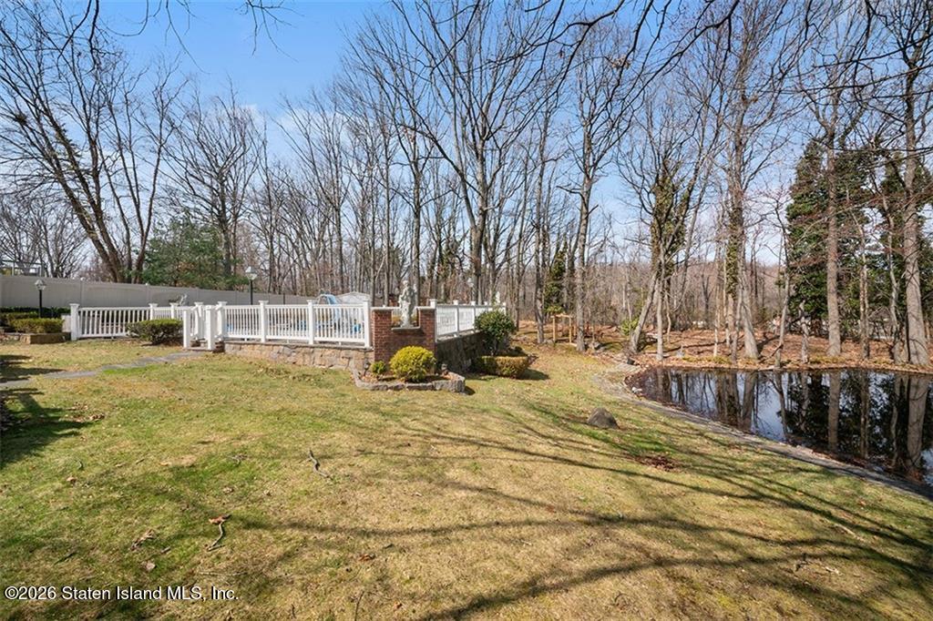 333 Boscombe Avenue, Staten Island, NY, 10309 image 8