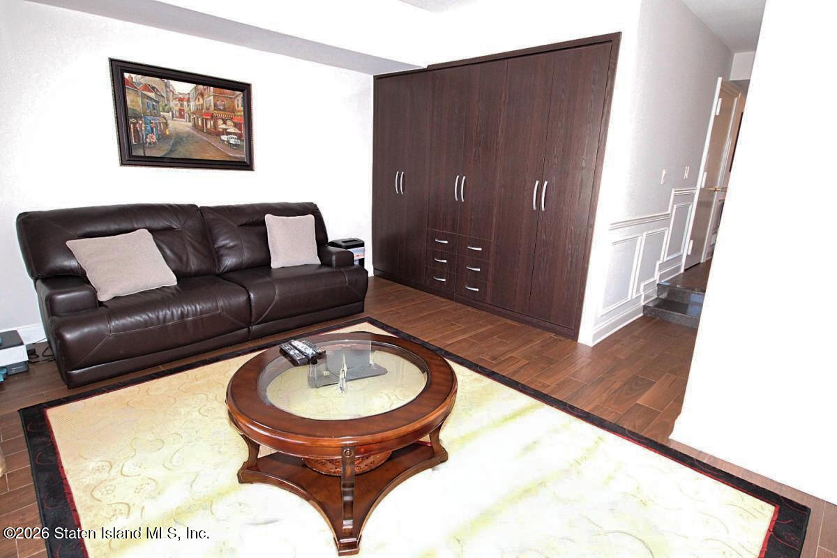 564 Dongan Hills Avenue, Staten Island, NY, 10305 image 22