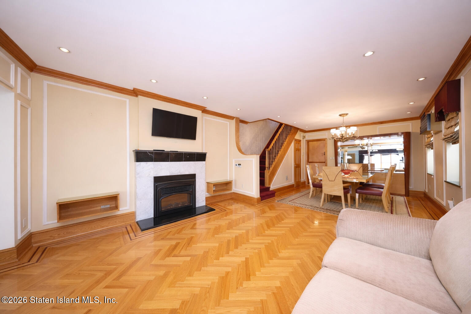 1027 79th Street Image 4