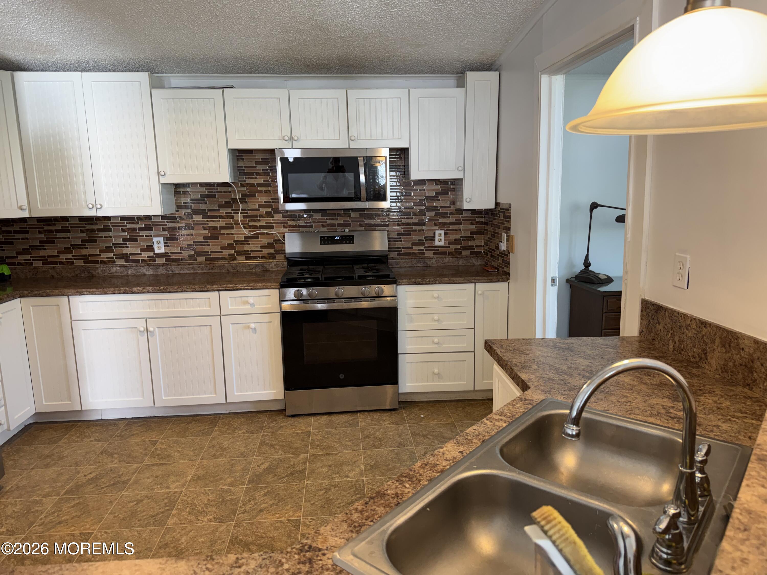 85 Seattle Slew Drive, Howell, NJ, 07731 image 24