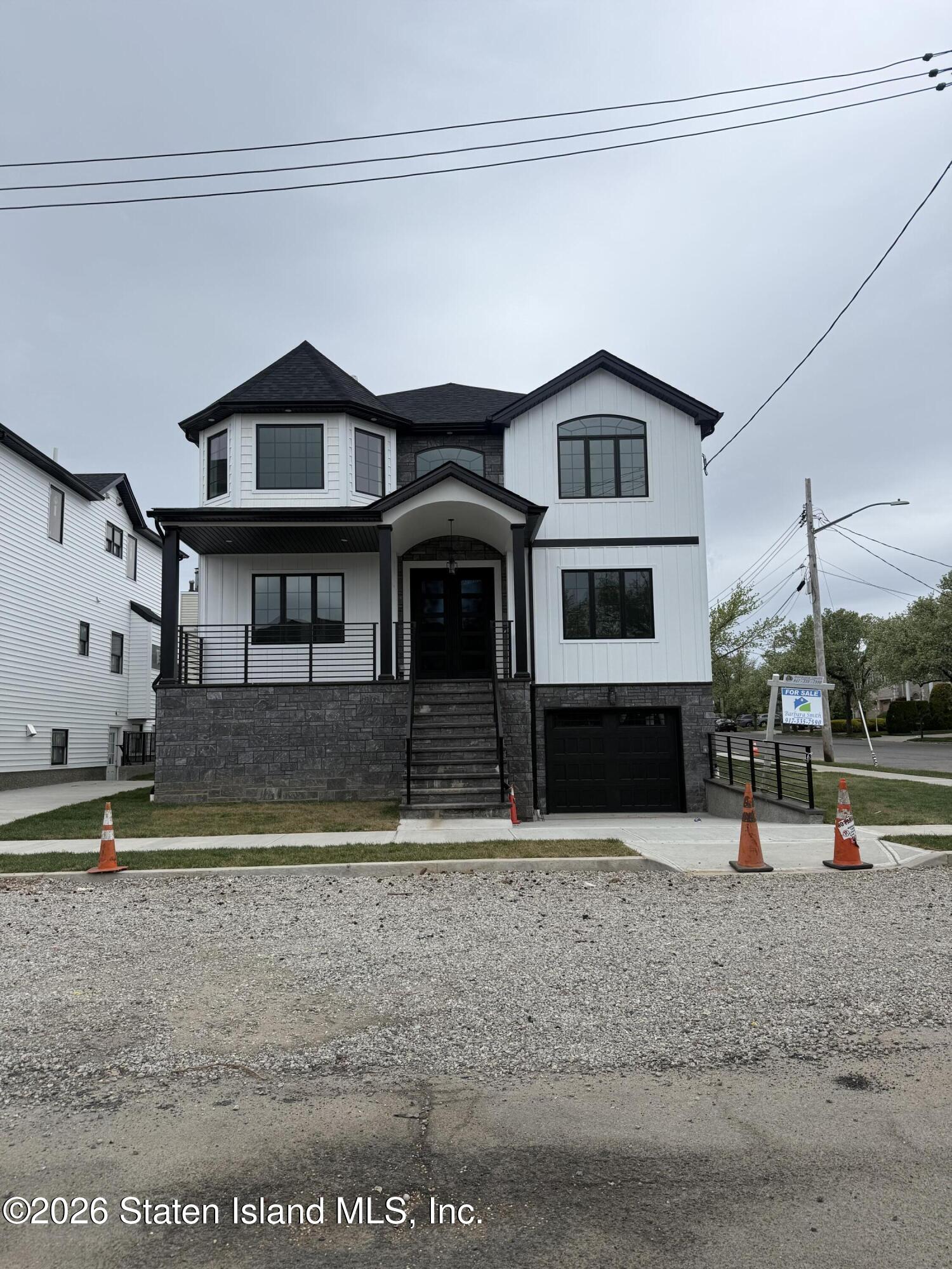 63 Bayview Terrace Image 2