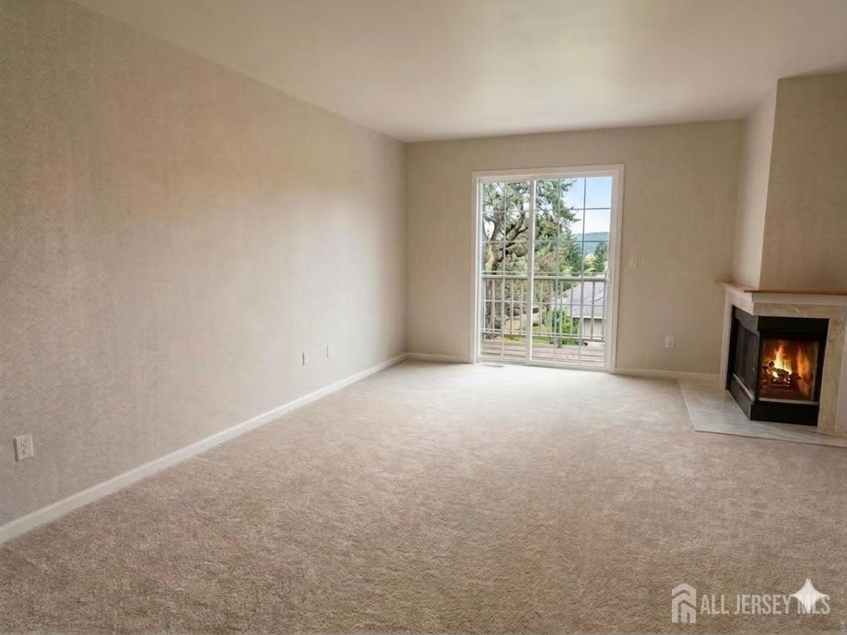 2308 Candlelight Court Image 4